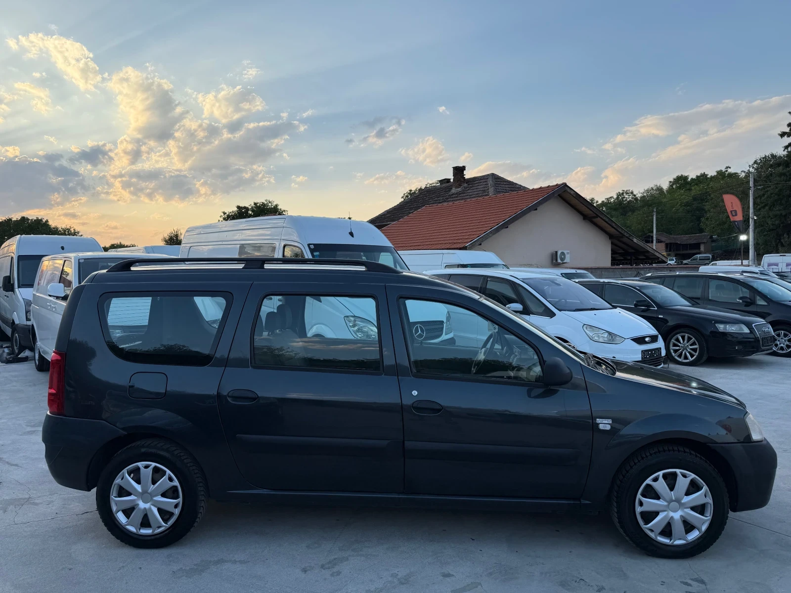 Dacia Logan 1.6 КЛИМА ЛИЗИНГ - изображение 4