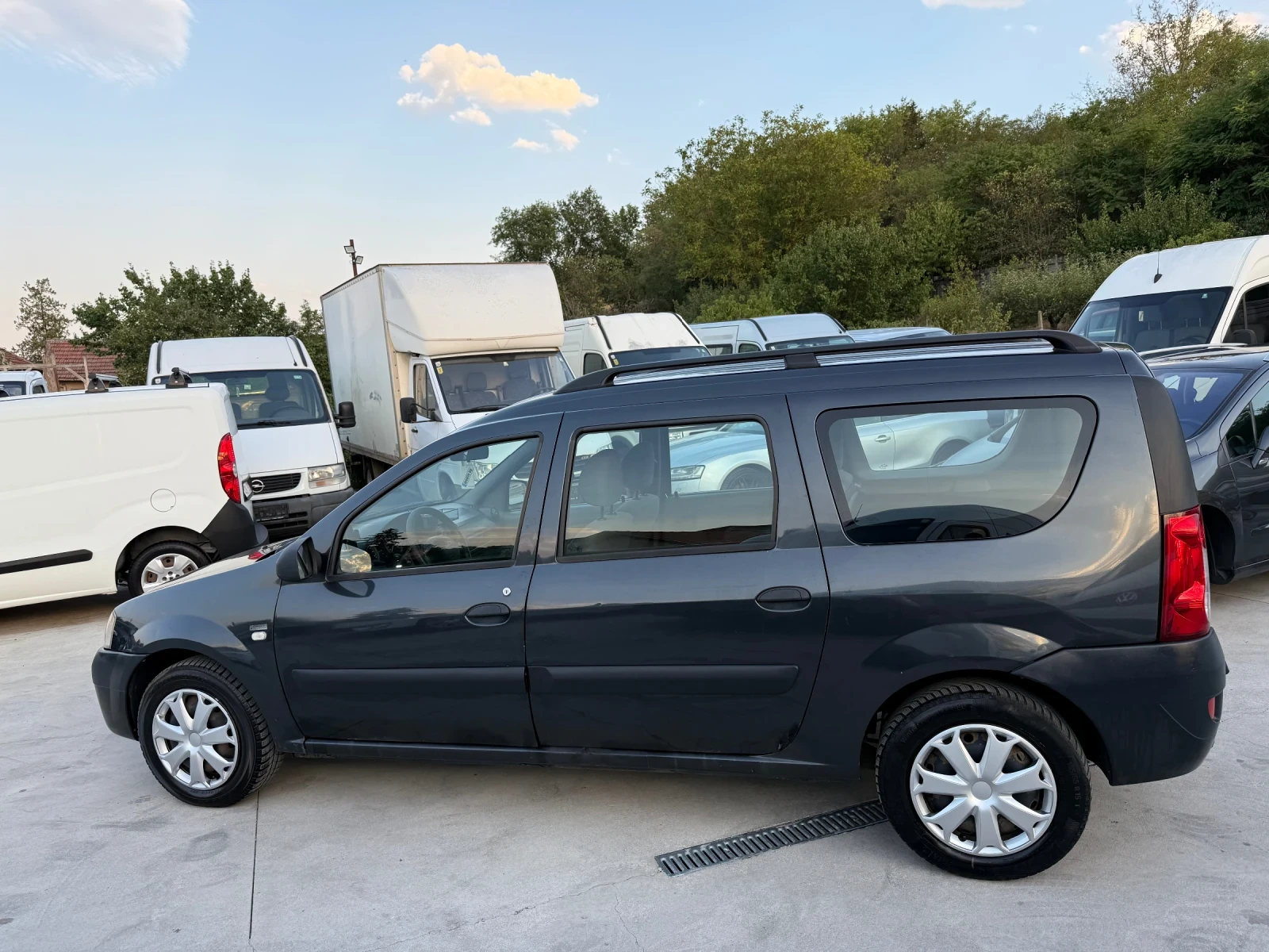 Dacia Logan 1.6 КЛИМА ЛИЗИНГ - изображение 8