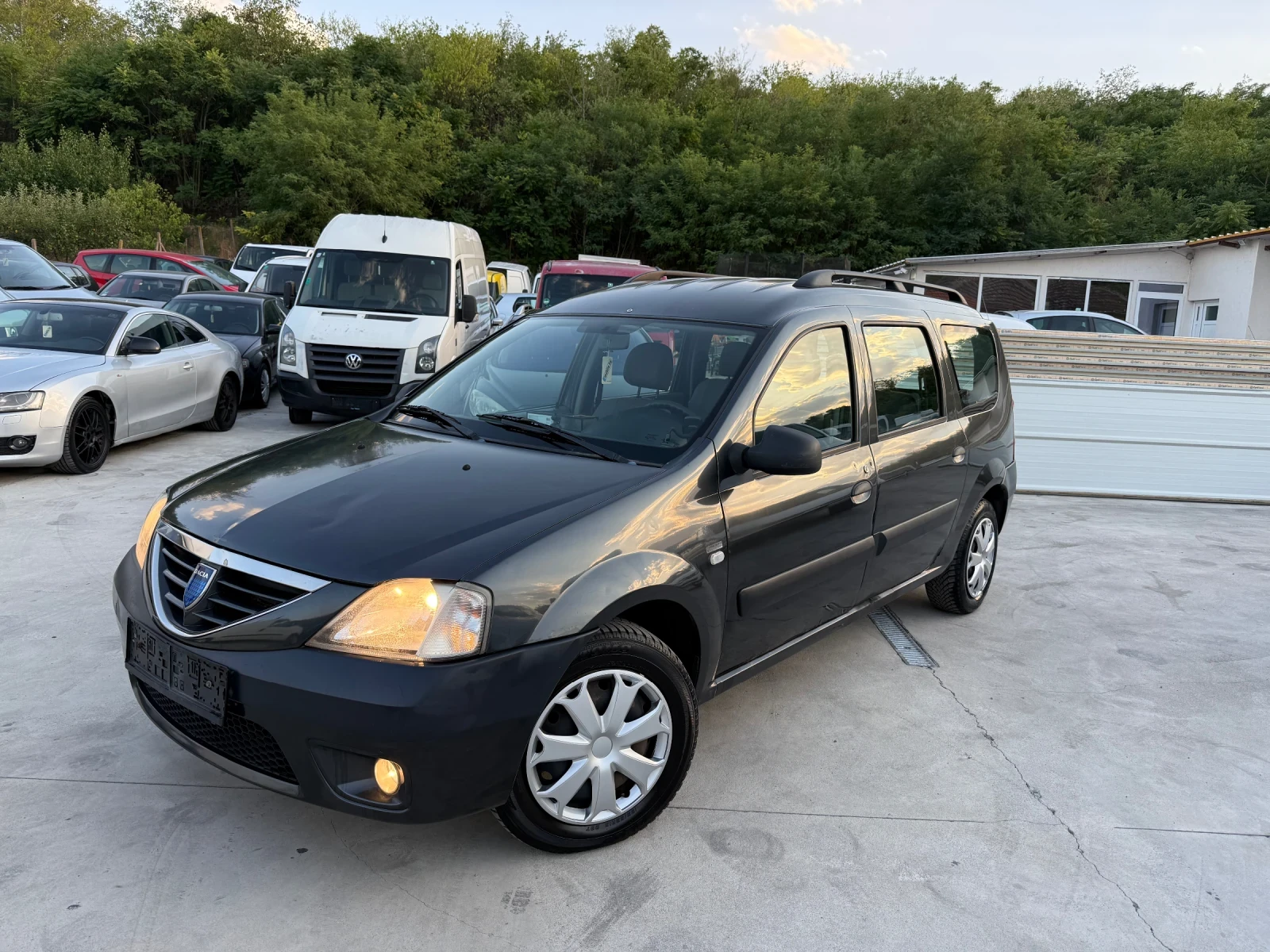 Dacia Logan 1.6 КЛИМА ЛИЗИНГ | Mobile.bg — изображение 1