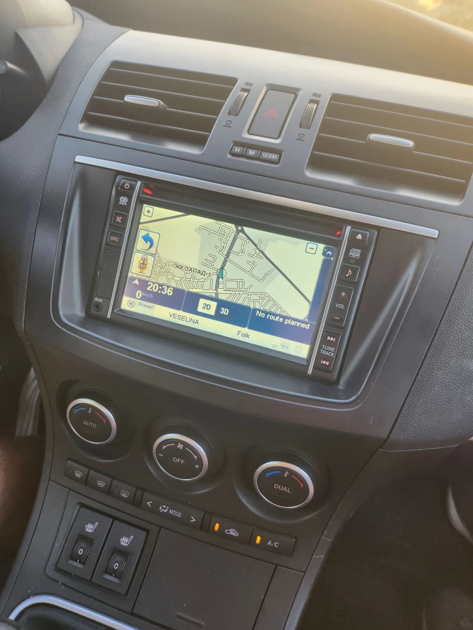 Mazda 3 1.6 дизел - изображение 10