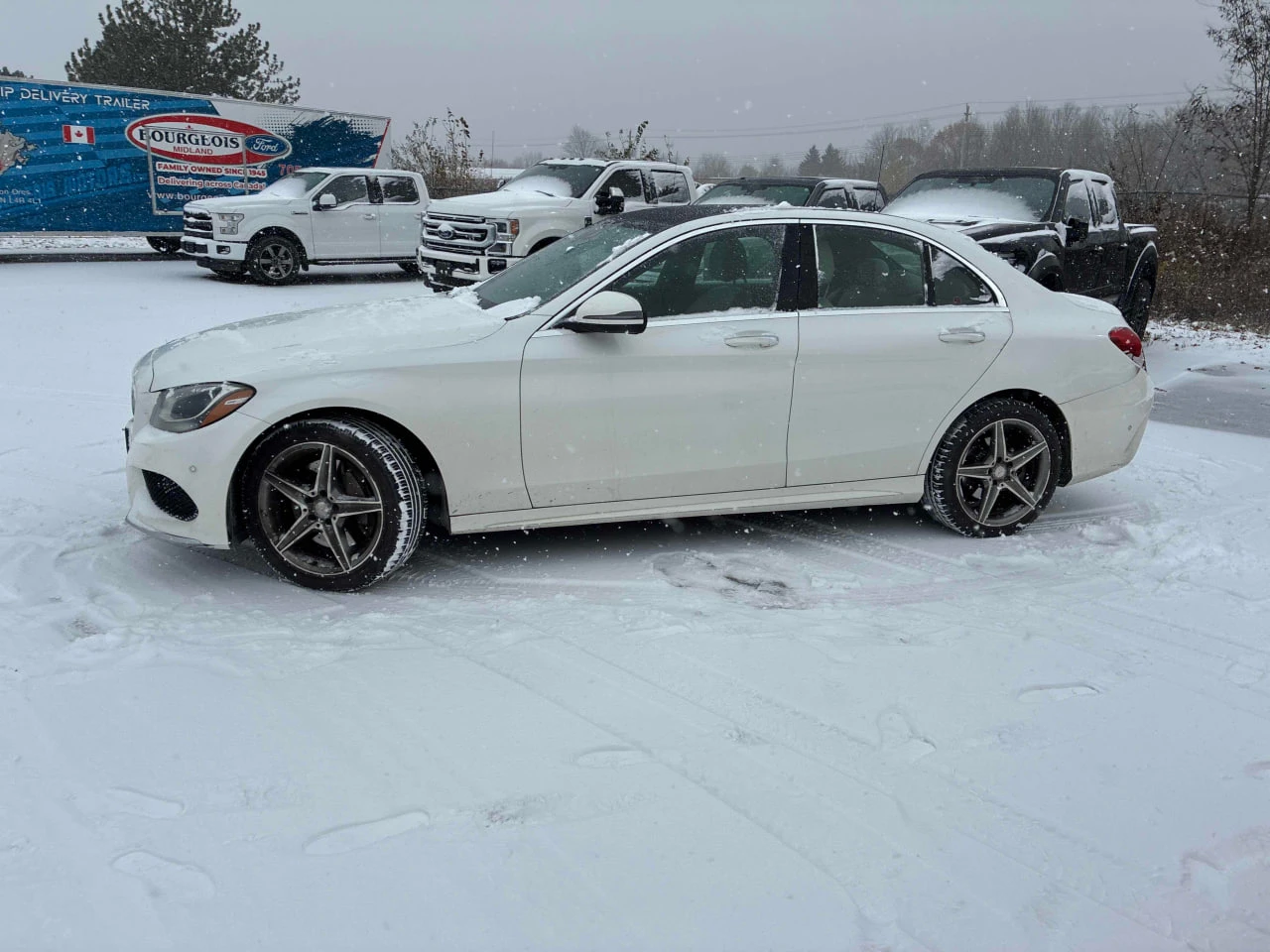 Mercedes-Benz C 300 CARFAX* *   *  | Mobile.bg   2