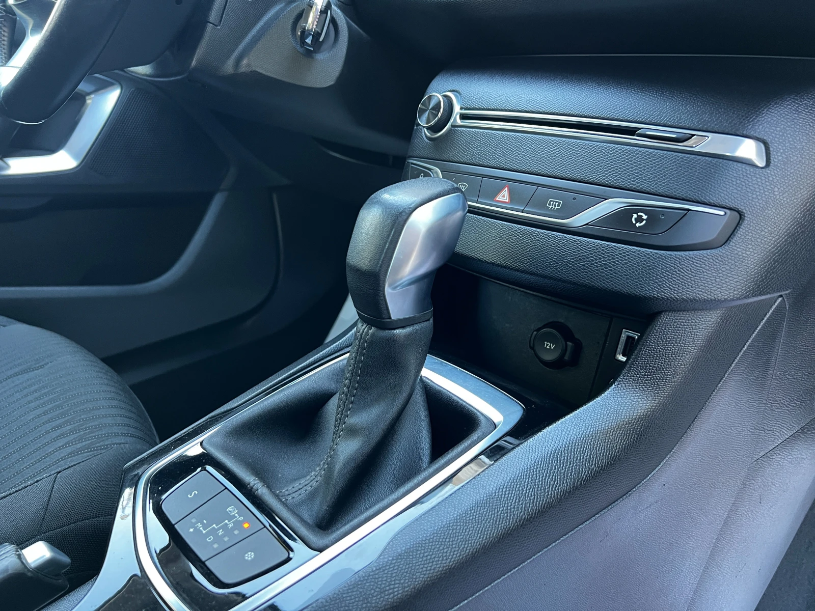 Peugeot 308 1.6 HDI AUT/NAVI/LED/�������� ������� | Mobile.bg � ����������� 15