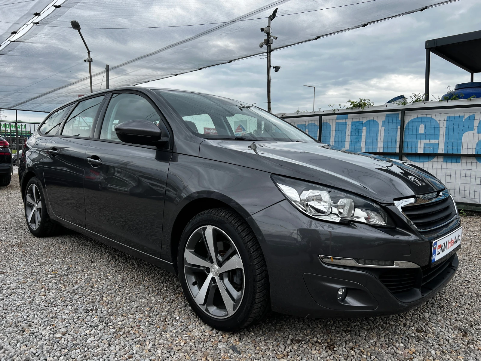 Peugeot 308 1.6 HDI AUT/NAVI/LED/СЕРВИЗНА ИСТОРИЯ, снимка 3 - Автомобили и джипове - 53772397
