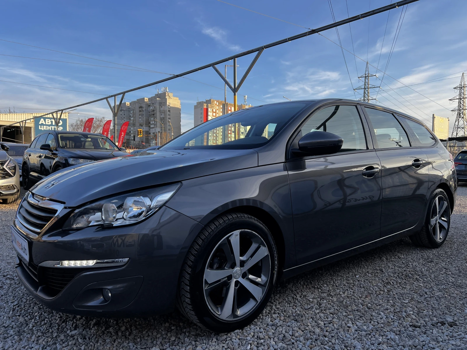 Peugeot 308 1.6 HDI AUT/NAVI/LED/СЕРВИЗНА ИСТОРИЯ