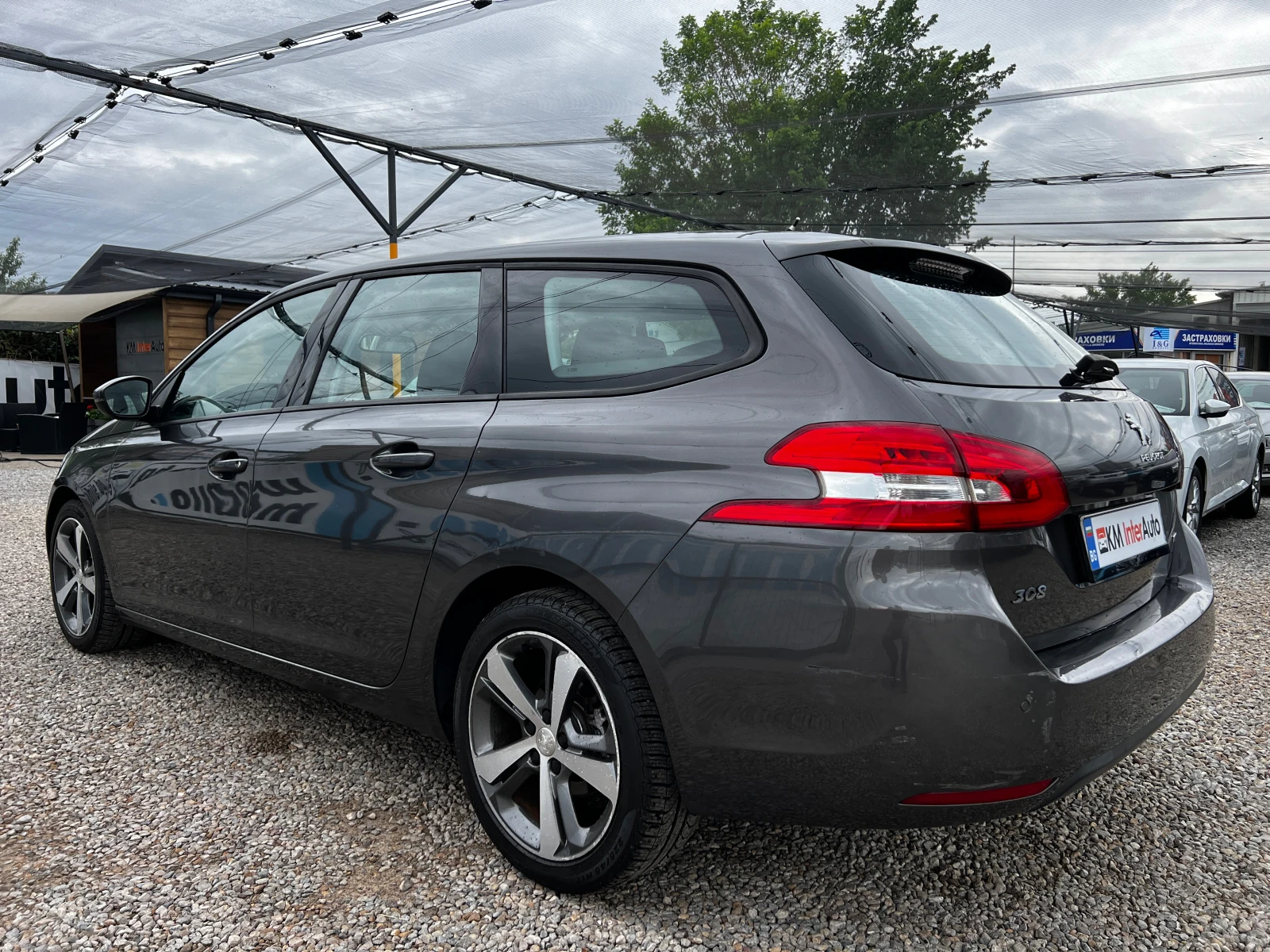 Peugeot 308 1.6 HDI AUT/NAVI/LED/СЕРВИЗНА ИСТОРИЯ, снимка 6 - Автомобили и джипове - 53772397