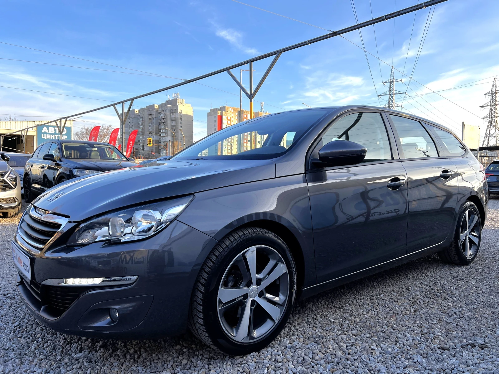 Peugeot 308 1.6 HDI AUT/NAVI/LED/СЕРВИЗНА ИСТОРИЯ