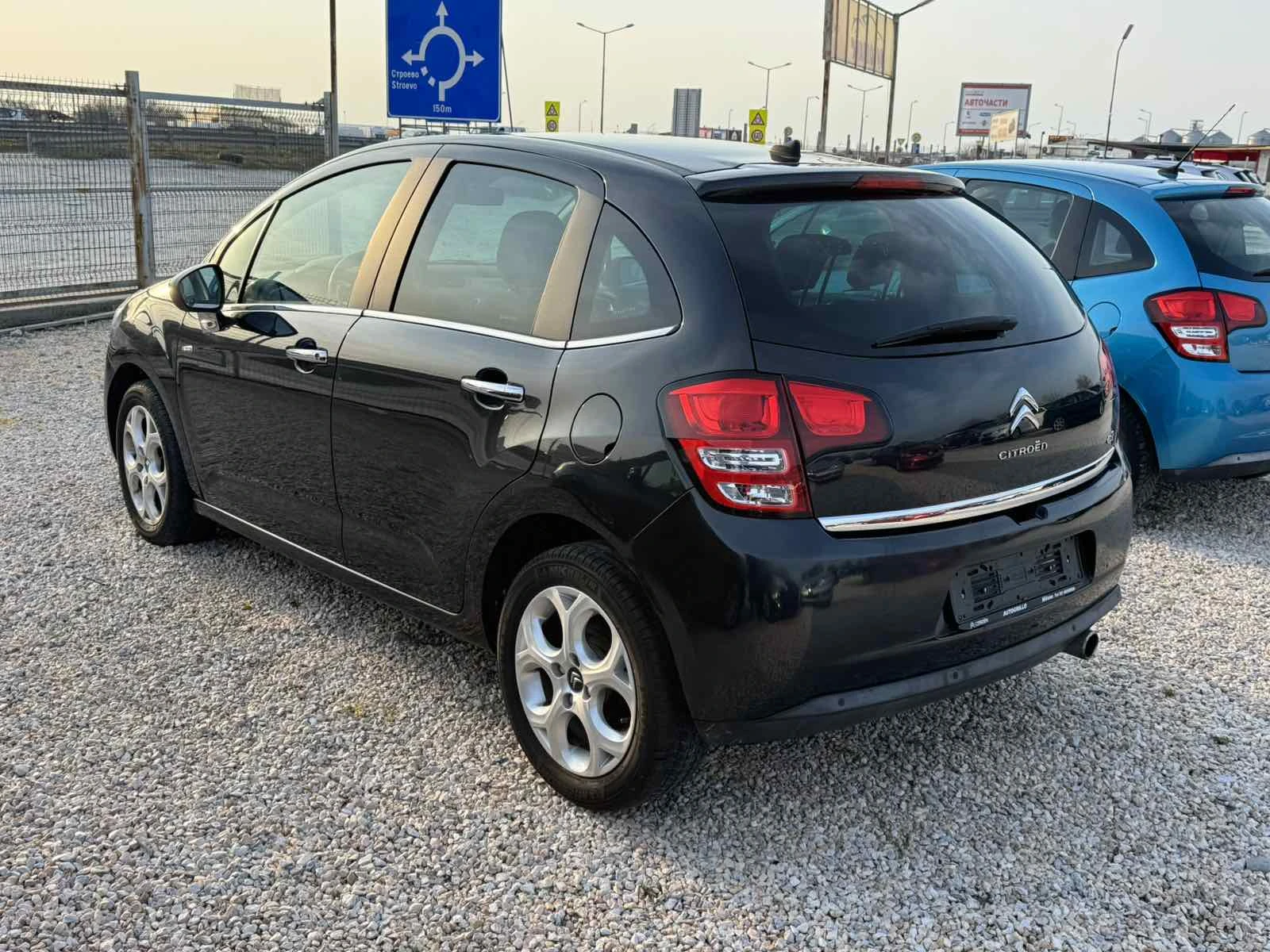 Citroen C3 1.4I, снимка 6 - Автомобили и джипове - 53877674