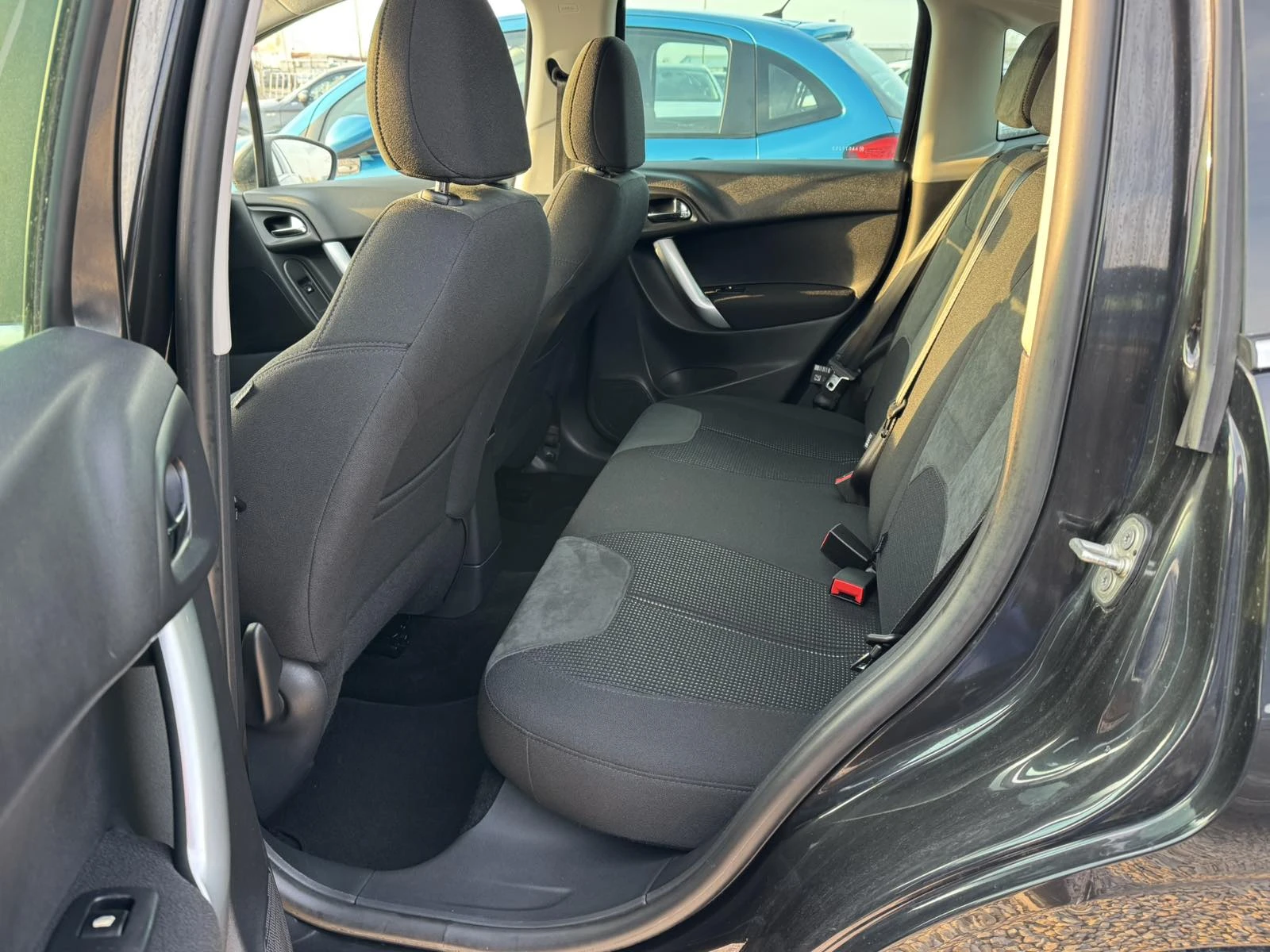 Citroen C3 1.4I, снимка 8 - Автомобили и джипове - 53877674