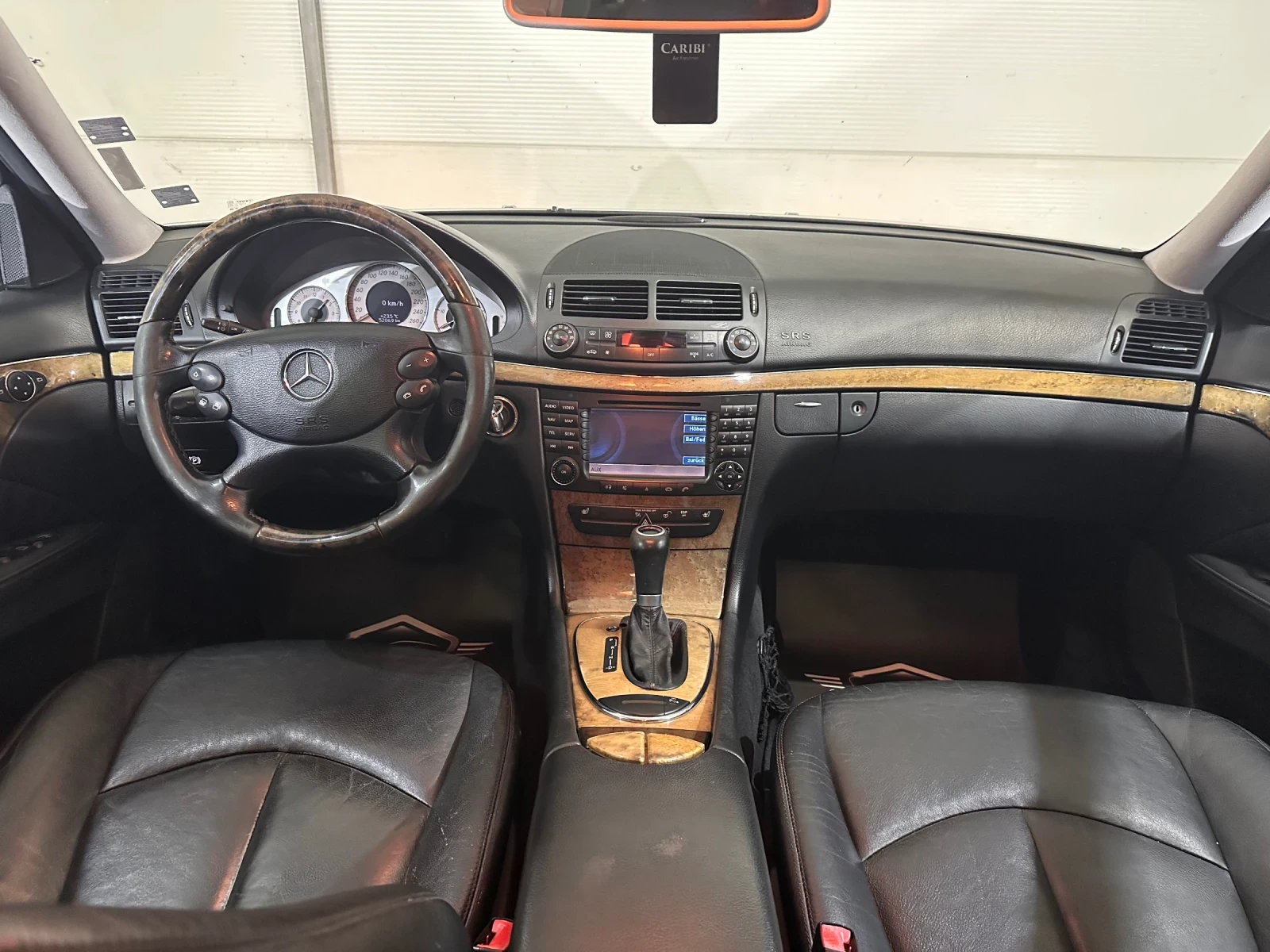 Mercedes-Benz E 280 Face* Avangarde, снимка 8 - Автомобили и джипове - 54264470