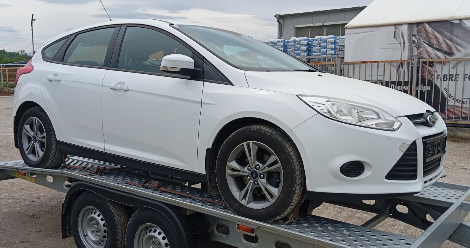 Ford Focus 1.0-I-100 кс-КЛИМАТРОНИК, снимка 6 - Автомобили и джипове - 54574430