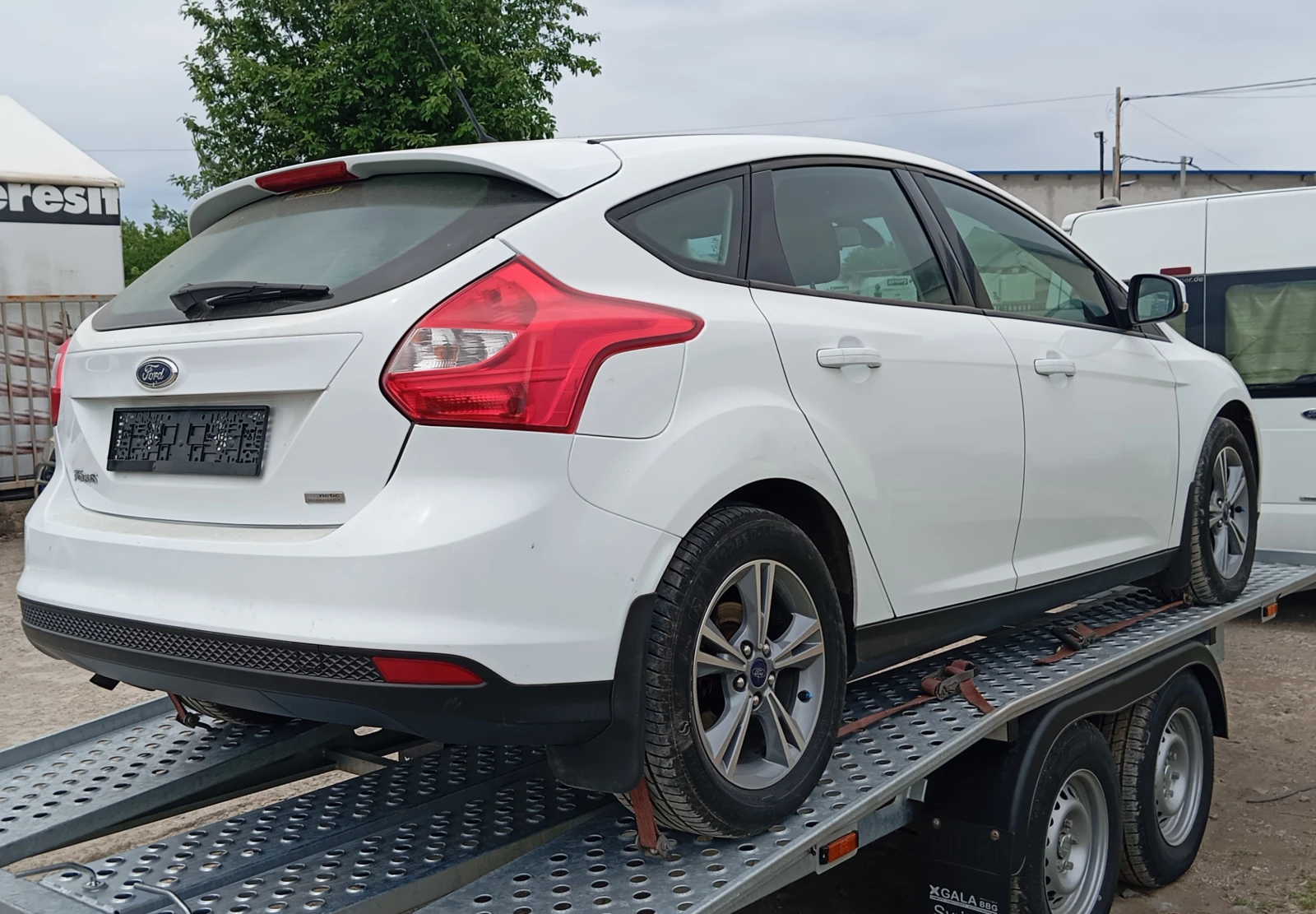 Ford Focus 1.0-I-100 кс-КЛИМАТРОНИК, снимка 3 - Автомобили и джипове - 54574430