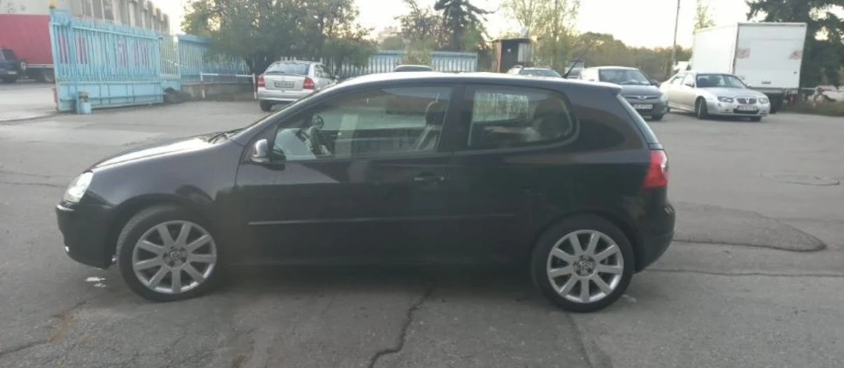 VW Golf, снимка 4 - Автомобили и джипове - 54632485