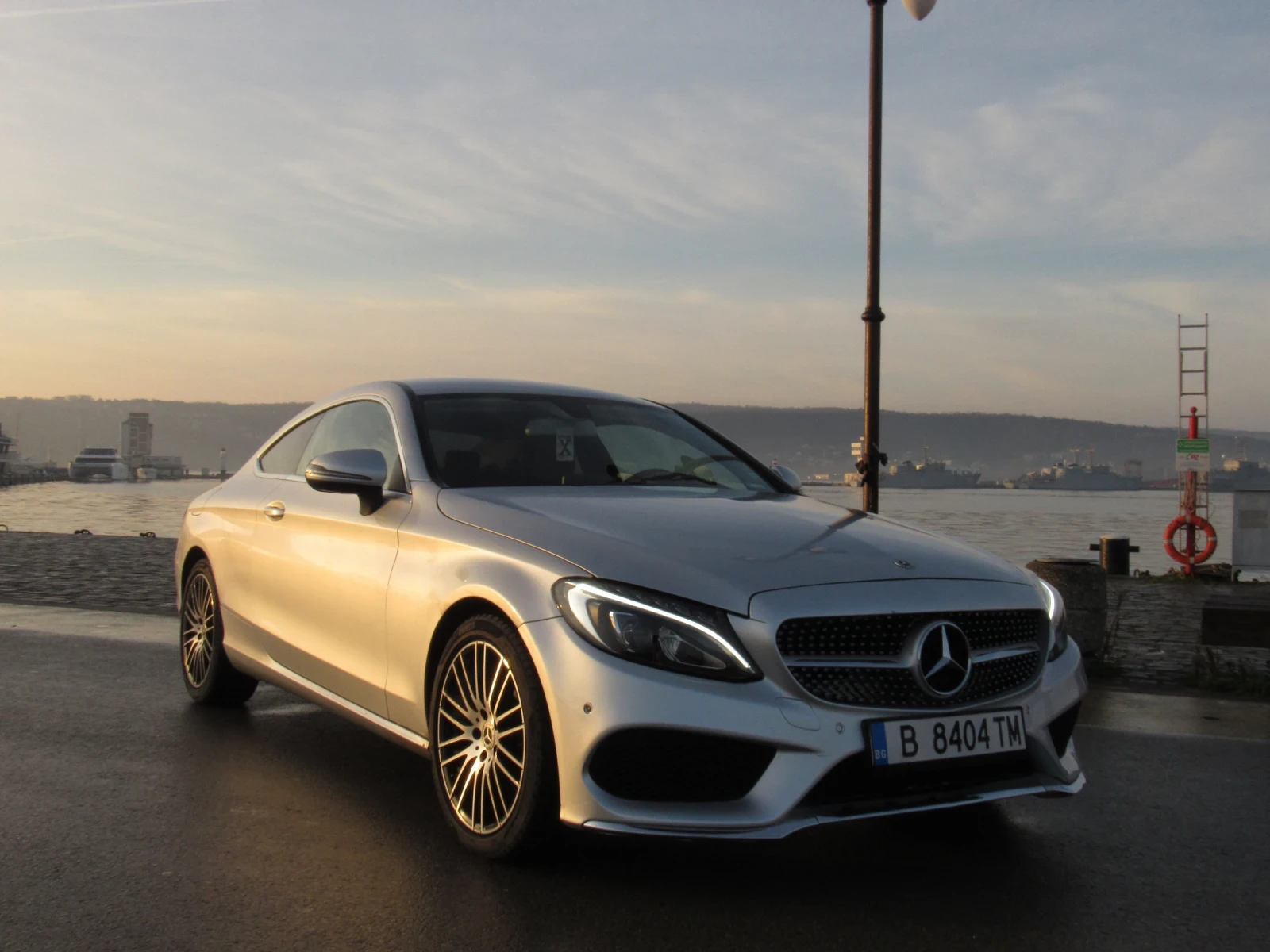 Mercedes-Benz C 220 AMBIENT LIGHTS!!, снимка 2 - Автомобили и джипове - 55153840
