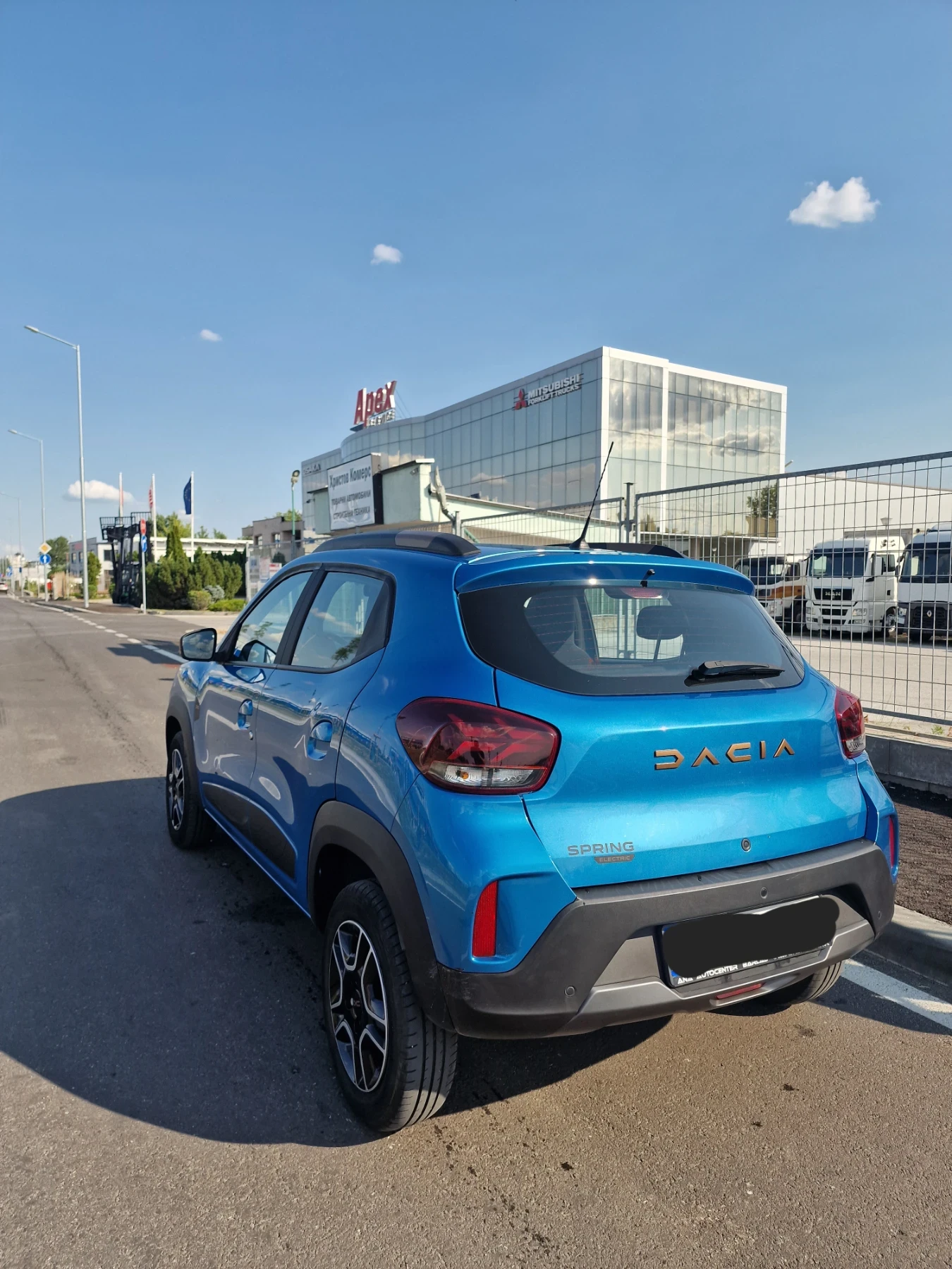 Dacia Spring, снимка 2 - Автомобили и джипове - 55177575