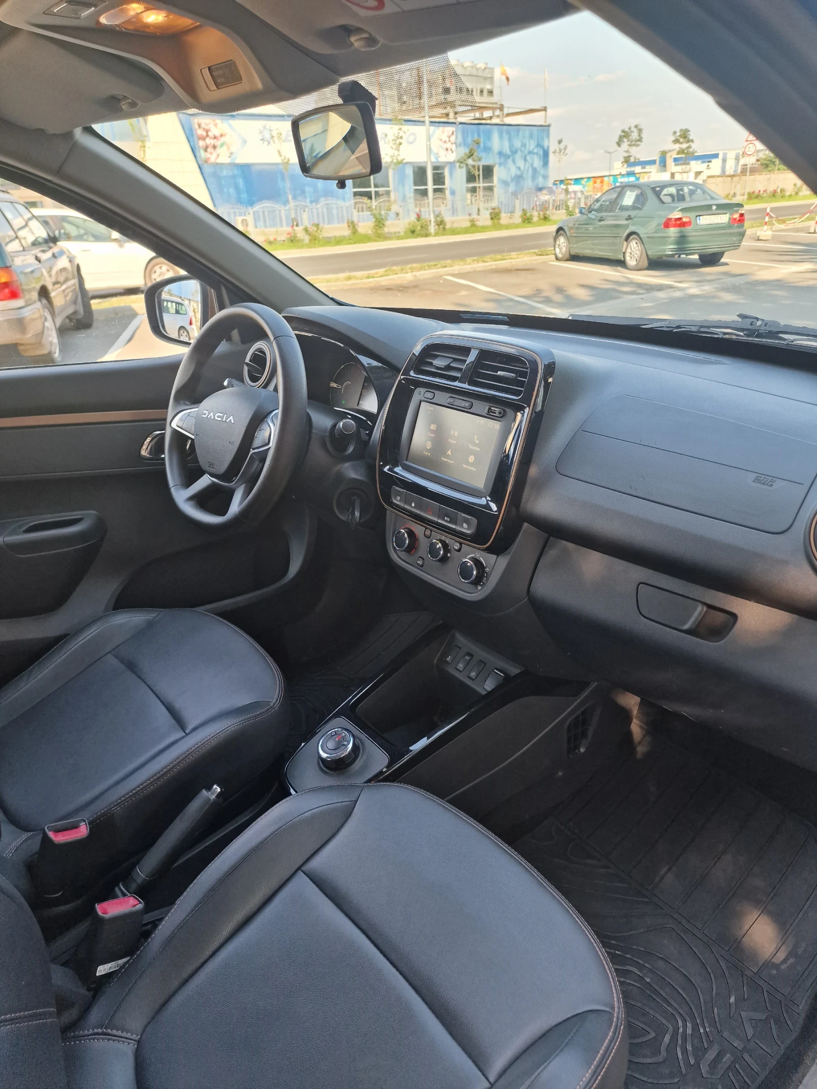 Dacia Spring, снимка 11 - Автомобили и джипове - 55177575
