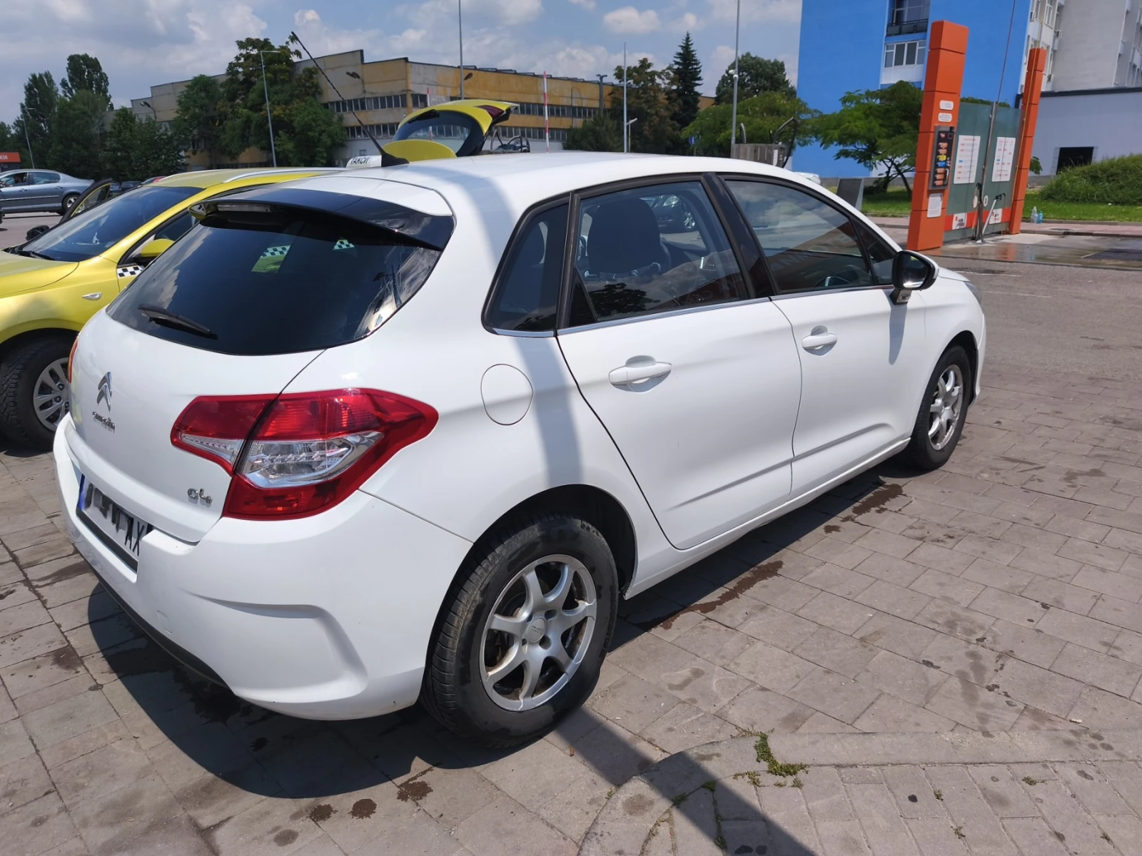 Citroen C4 1.6 VTi, снимка 3 - Автомобили и джипове - 55263571