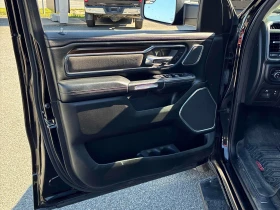Dodge RAM 1500 * Laramie * CARFAX * ЦЕНА ДО БГ | Auto.bg — изображение 13