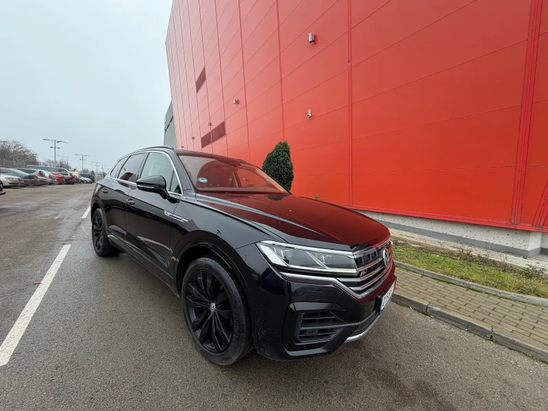 VW Touareg Rline* Digital* Панорама* Distronik* 3.0TDI