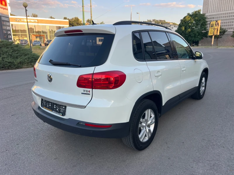 VW Tiguan 2.0TDI/TOP, снимка 8 - Автомобили и джипове - 52316488
