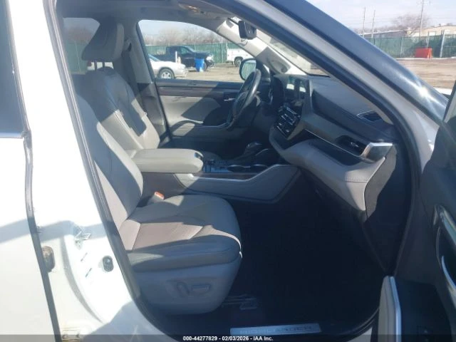 Toyota Highlander LIMITED 4x4 - изображение 5