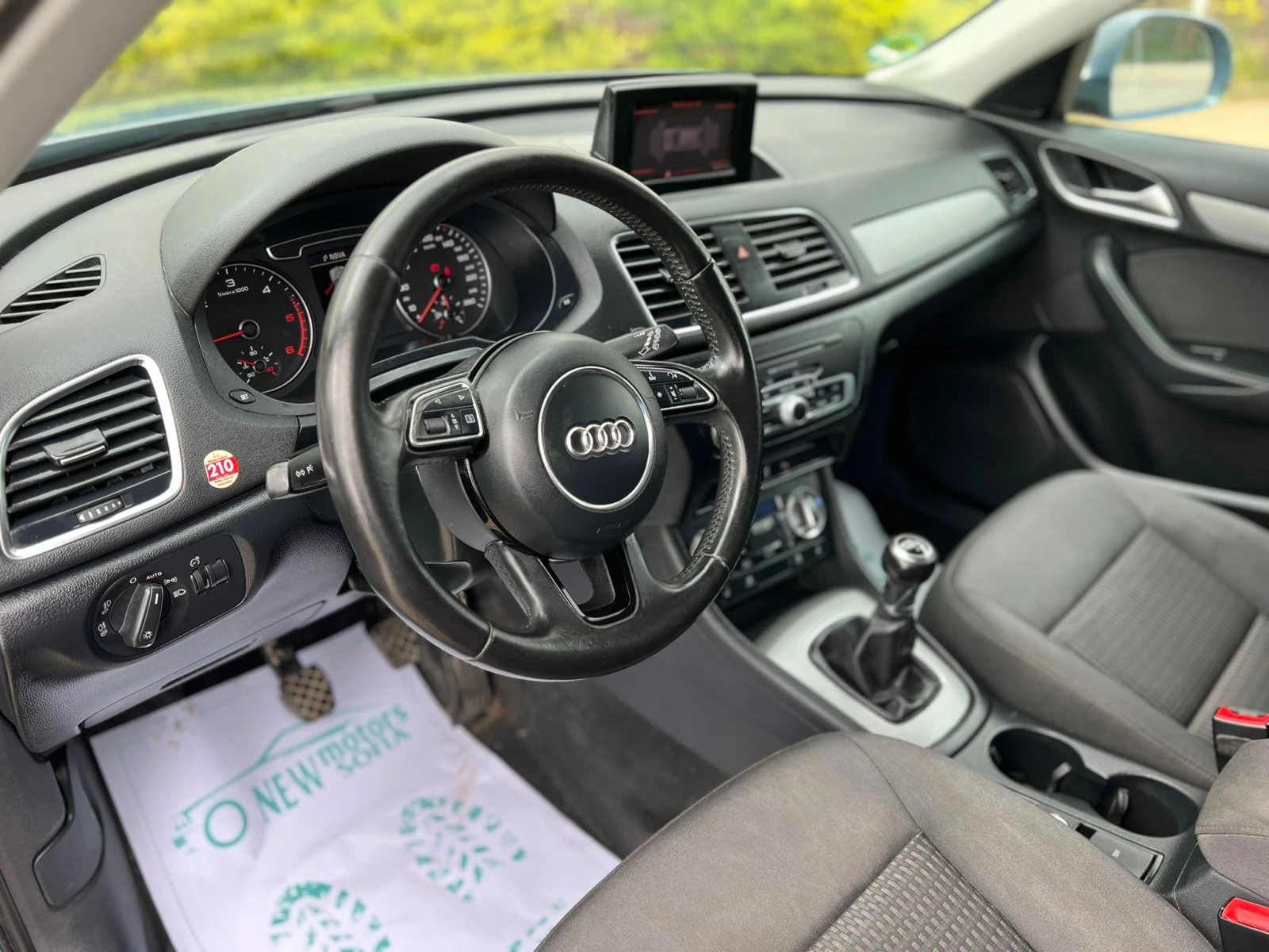 Audi Q3 2.0TDI Лизинг през Уникредит по365 лева - изображение 10