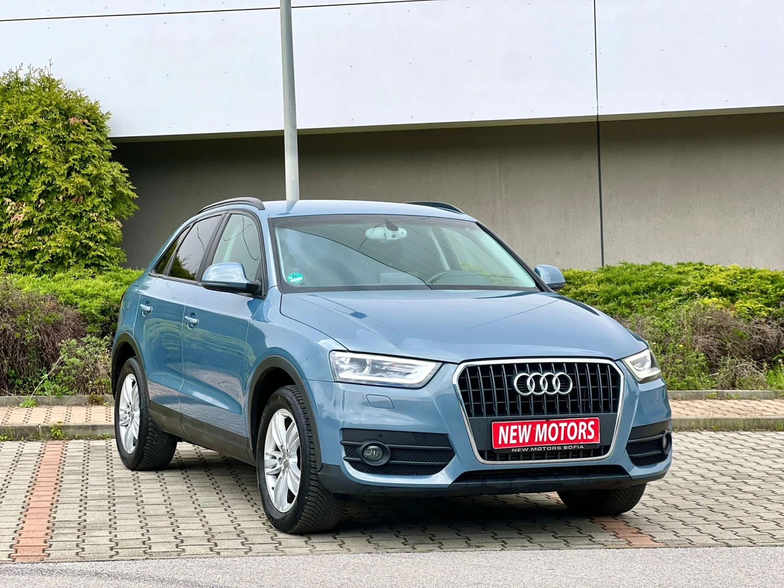 Audi Q3 2.0TDI Лизинг през Уникредит по365 лева - изображение 3