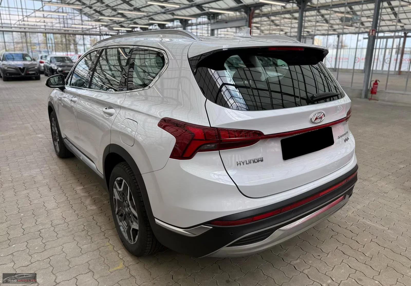 Hyundai Santa fe 1.6T-GDI/TREND/265HP/PHEV/4WD/DIGITAL/CARPLAY/408f - изображение 3