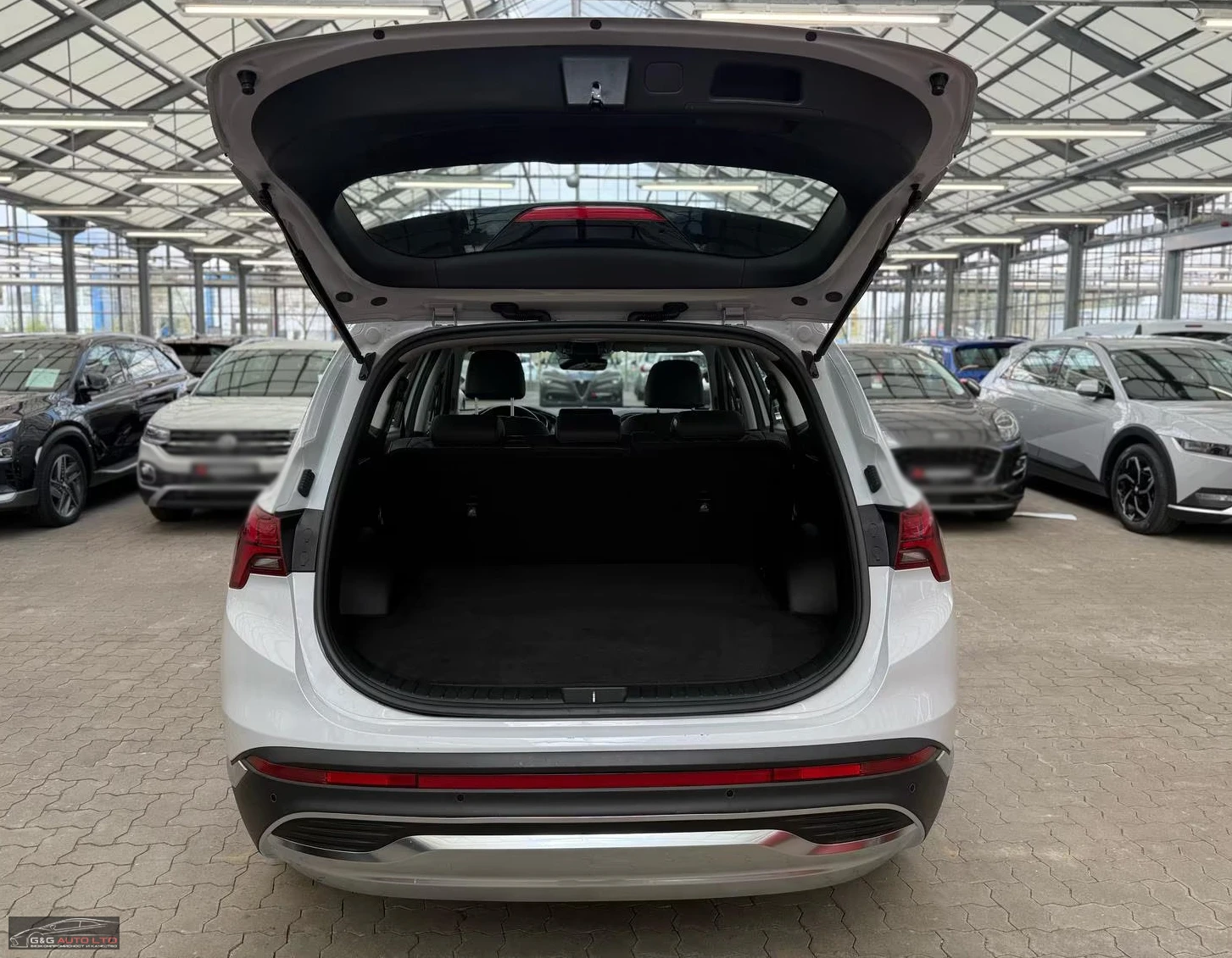 Hyundai Santa fe 1.6T-GDI/TREND/265HP/PHEV/4WD/DIGITAL/CARPLAY/408f - изображение 5