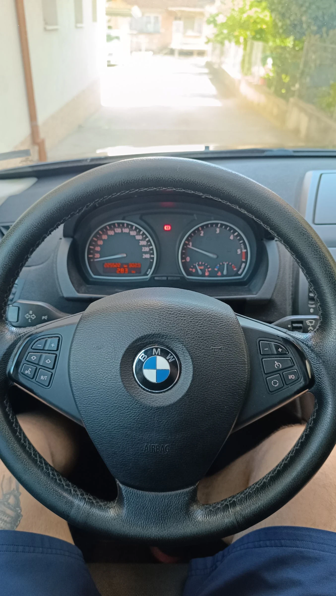 BMW X3 2.0d Xdrive  - изображение 7