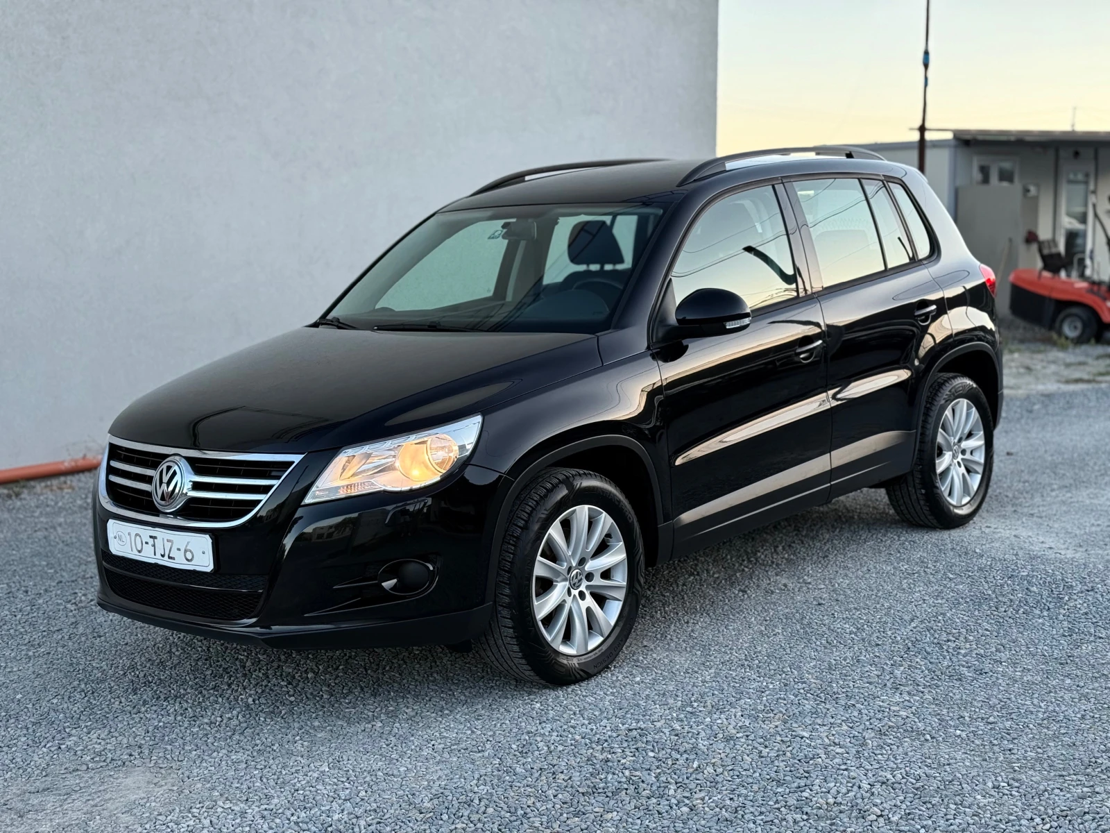 VW Tiguan 2.0TDI AUTOMATIC 4MOTION - изображение 2