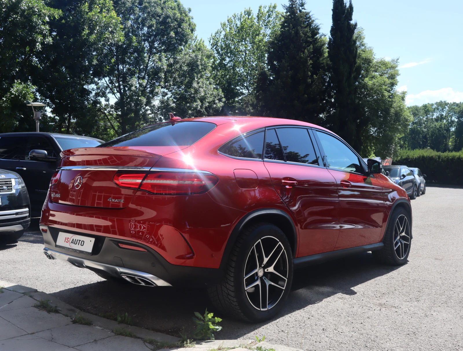 Mercedes-Benz GLE 450 AMG Coupe/Distronic/Blind Spot/Lane Assist/Sport Editi, снимка 4 - Автомобили и джипове - 52830389