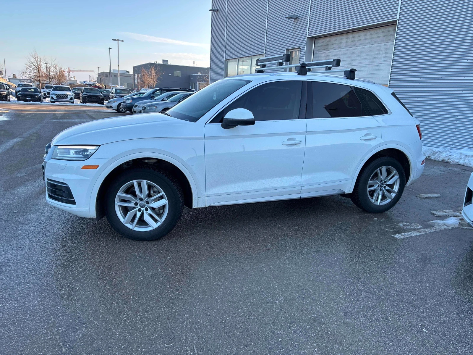 Audi Q5  CARFAX /КАМЕРА /NAVI/ПОДГРЕВИ - изображение 3