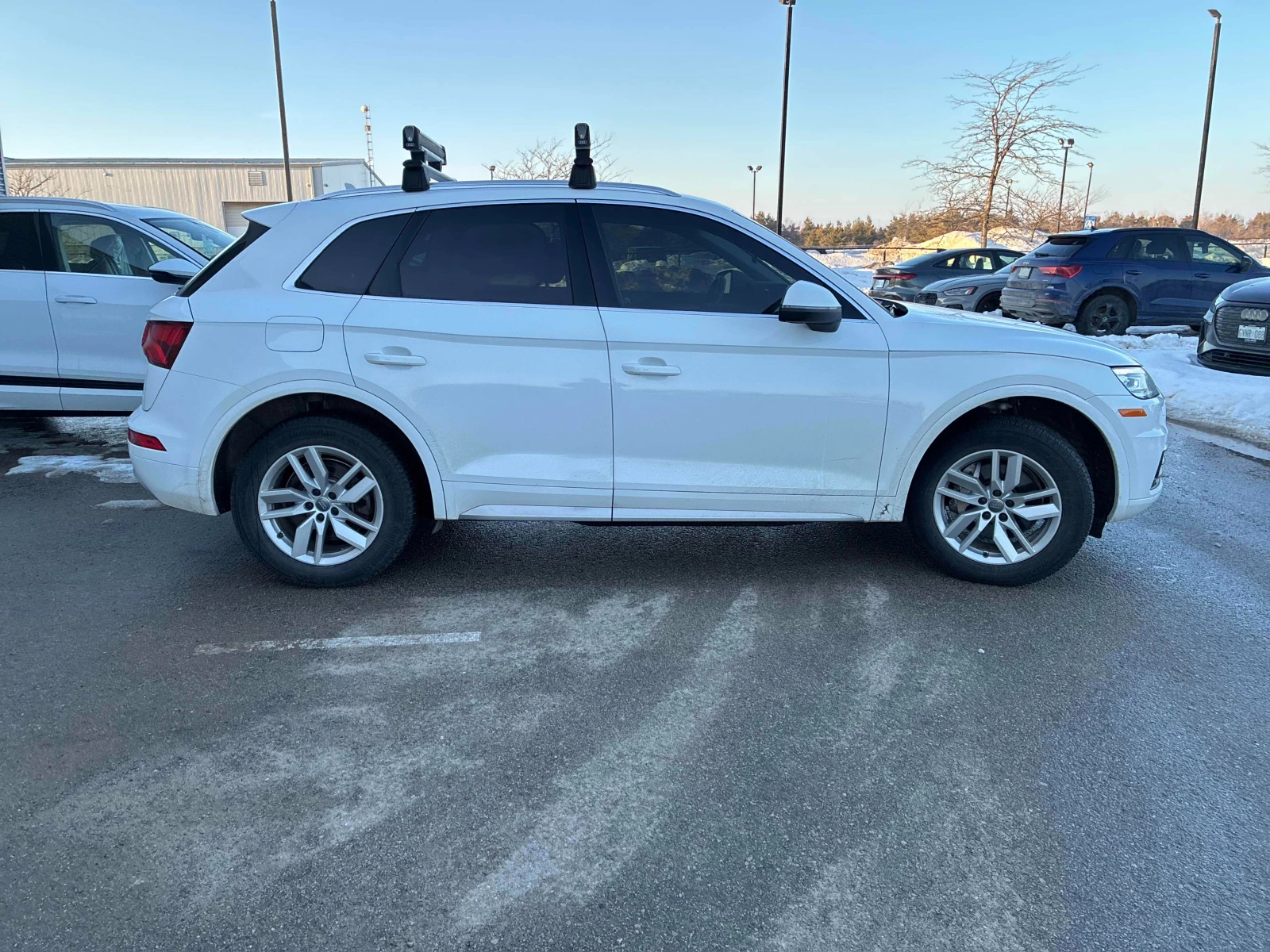 Audi Q5  CARFAX /КАМЕРА /NAVI/ПОДГРЕВИ - изображение 4