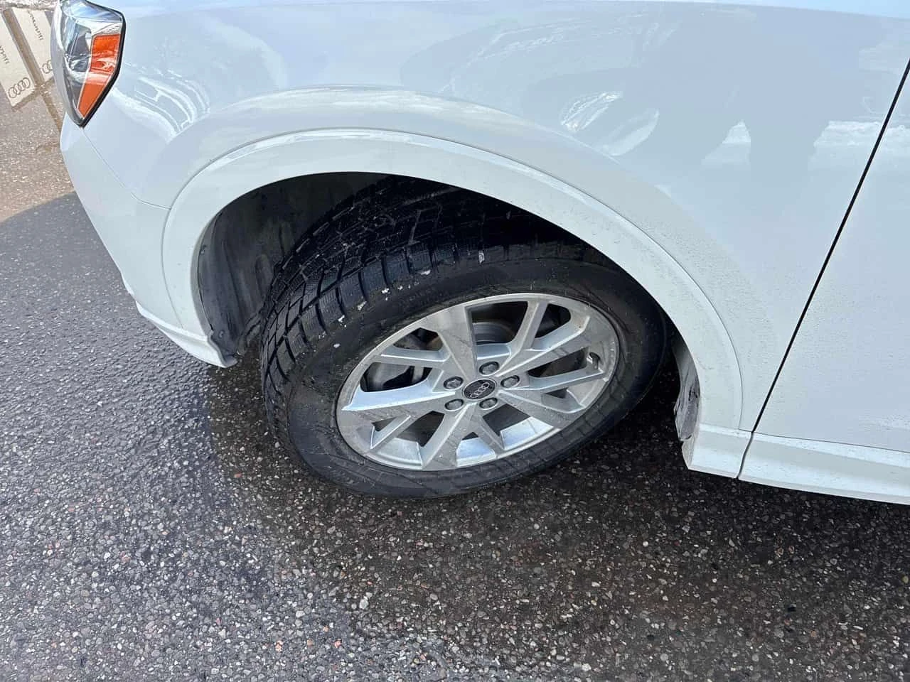 Audi Q3 * Komfort * CARFAX * ПАНОРАМА * KEYLESS * ПОДГРЕВИ, снимка 7 - Автомобили и джипове - 53826545