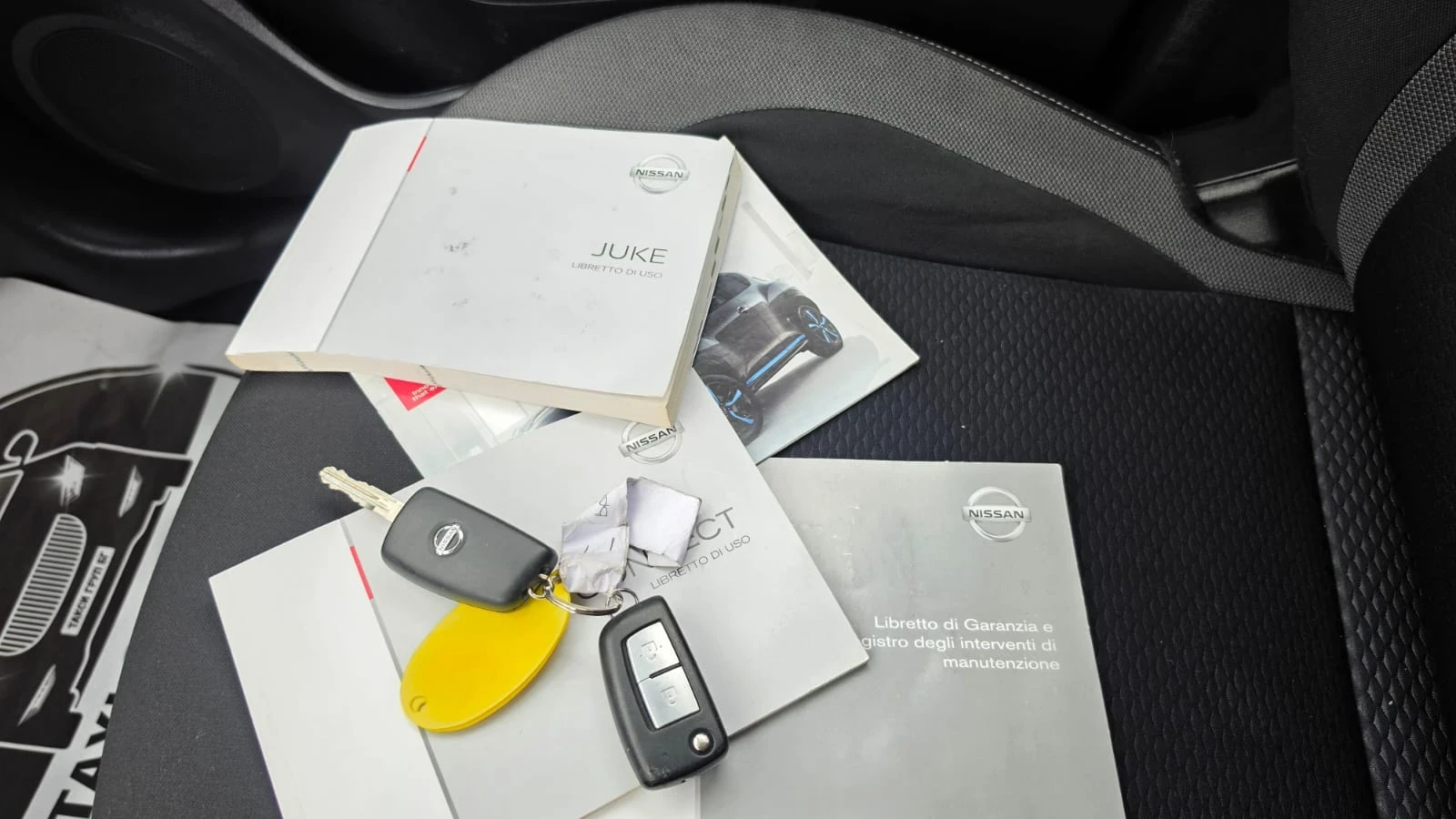 Nissan Juke, снимка 15 - Автомобили и джипове - 54568585