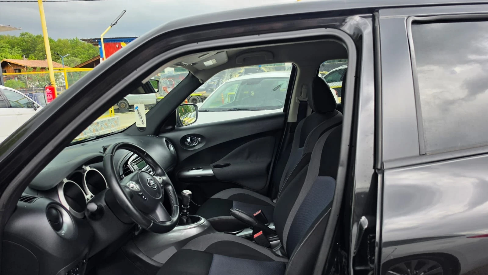 Nissan Juke, снимка 11 - Автомобили и джипове - 54568585