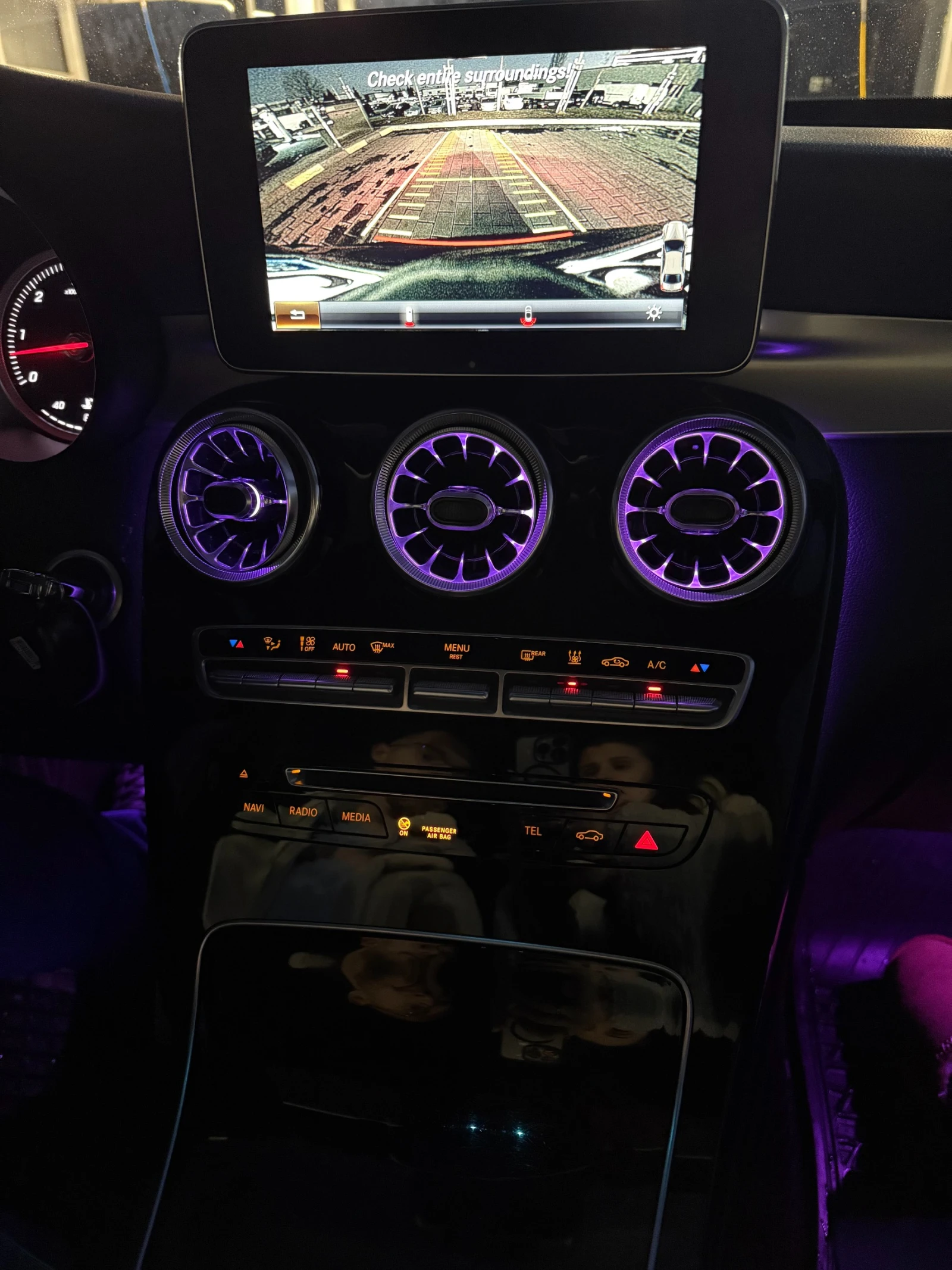 Mercedes-Benz GLC 350 4MATIC | Панорама | Печка | CarPlay | Обслужен, снимка 13 - Автомобили и джипове - 54602734