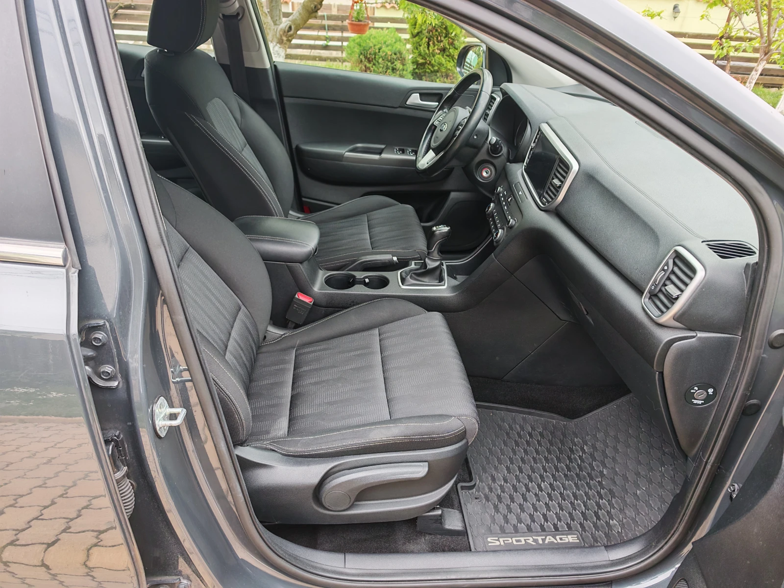 Kia Sportage 1.6CRDI-������-CAR PLAY-ANDROID AUTO | Mobile.bg � ����������� 9