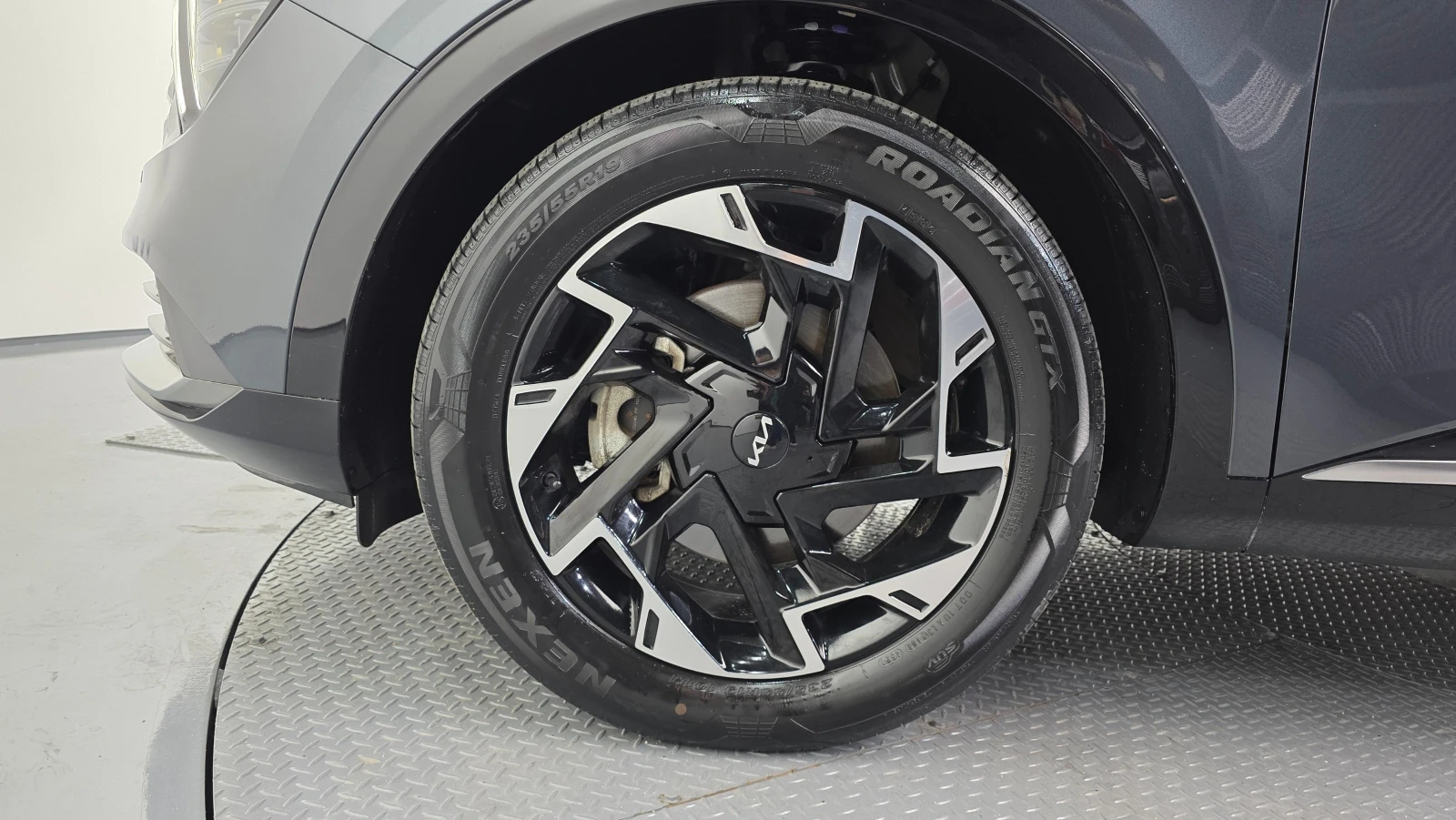 Kia Sportage 5th GEN* 2.0* 2WD* SIGNATURE* ПОДГРЕВ* ОБДУХВАНЕ, снимка 13 - Автомобили и джипове - 54761528
