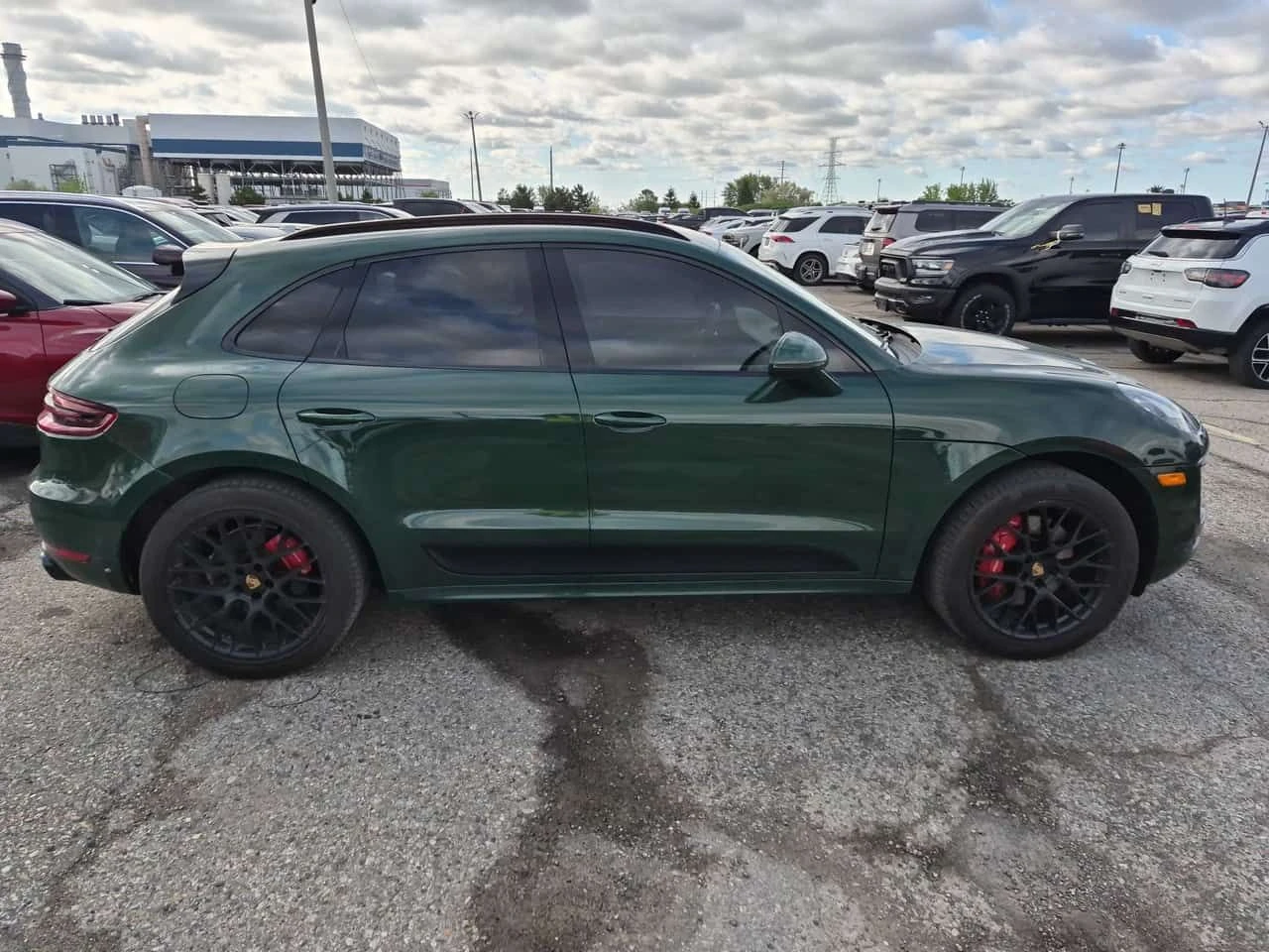 Porsche Macan * GTS * CARFAX * ОПЦИЯ ЗА ФИНАНСИРАНЕ, снимка 3 - Автомобили и джипове - 54948312
