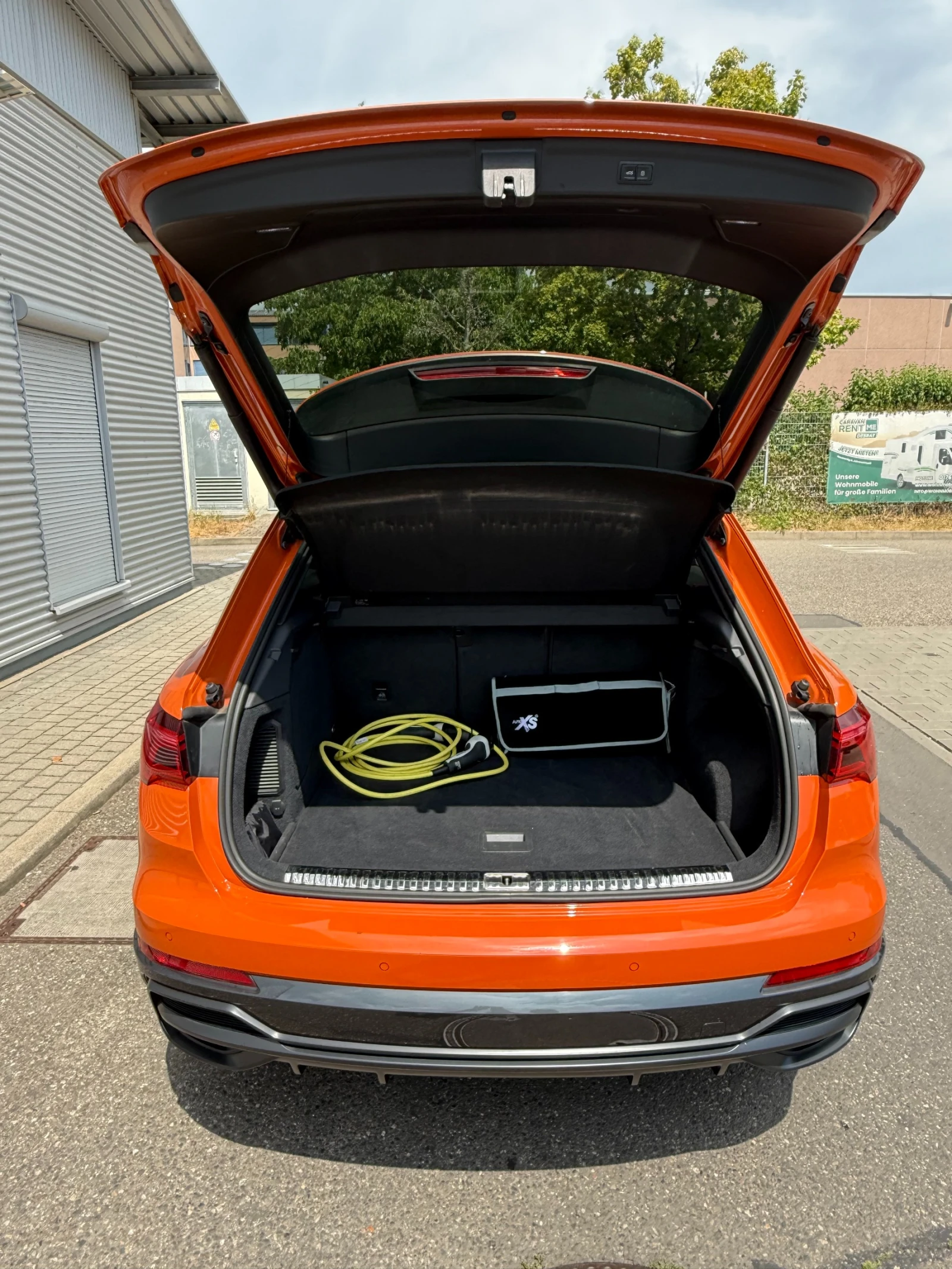 Audi Q3 S line 45 TFSIe S, снимка 15 - Автомобили и джипове - 56010062