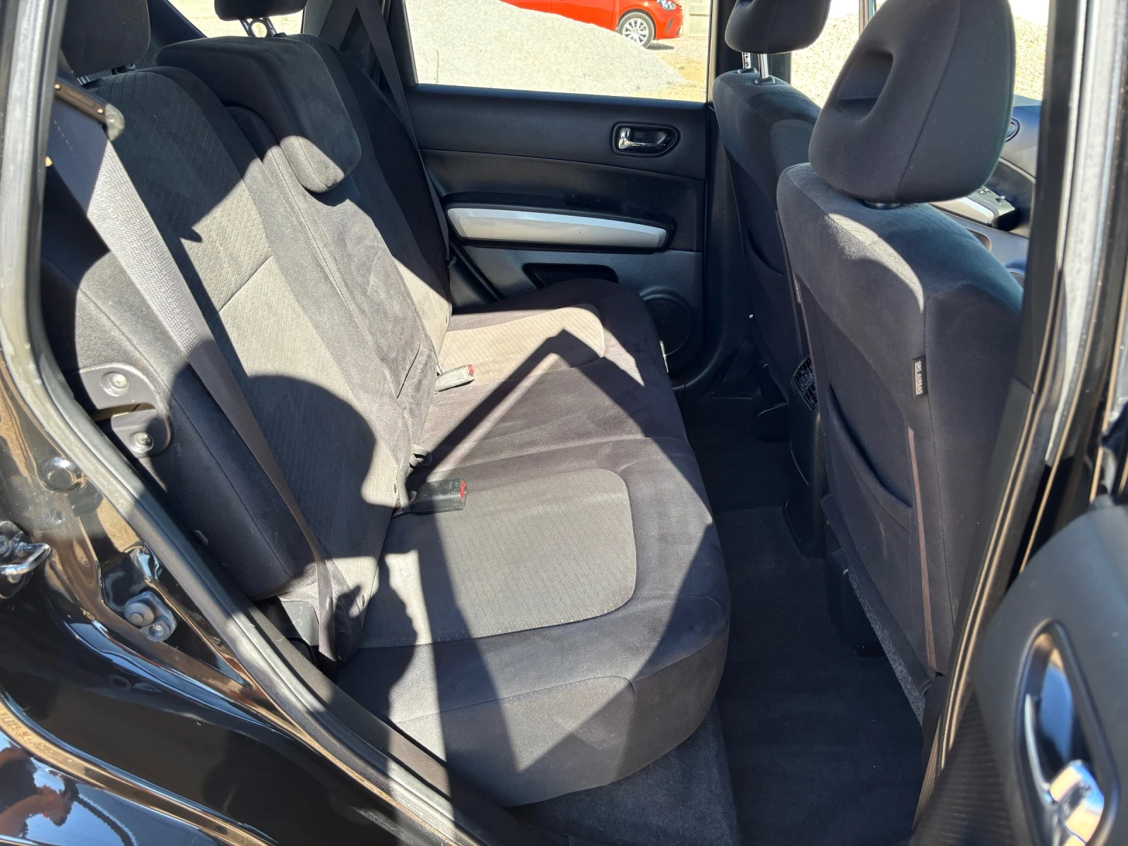 Nissan X-trail 2.0 ДИЗЕЛ 4х4 КАМЕРА/ПАНОРАМА, снимка 12 - Автомобили и джипове - 56251522