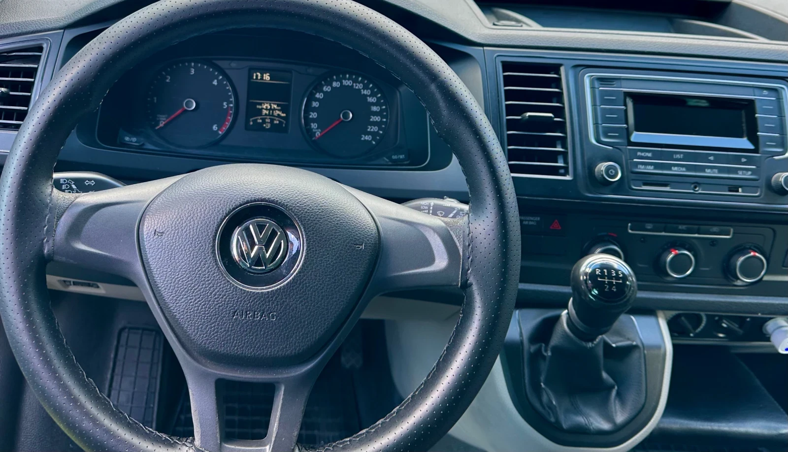 VW T6, снимка 8 - Бусове и автобуси - 56154526