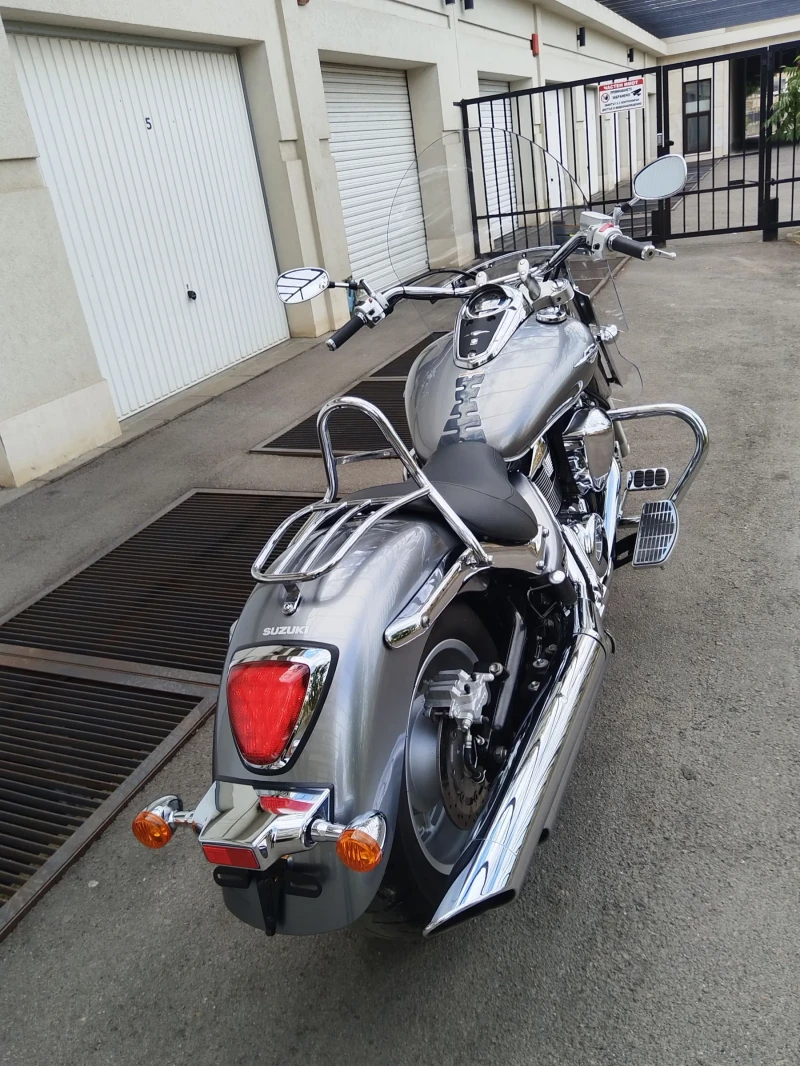 Suzuki Intruder C1800R, снимка 4 - Мотоциклети и мототехника - 51868924