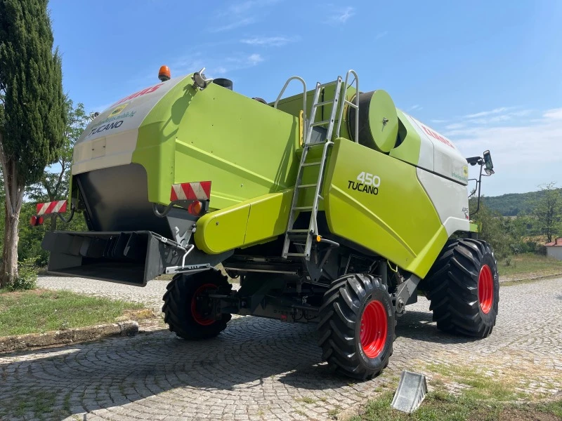 Комбайн Claas TUCANO 450 4X4 + CLAAS VARIO 600 ЛИЗИНГ, снимка 8 - Селскостопанска техника - 40790723