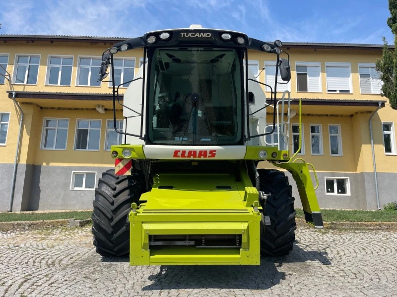 Комбайн Claas TUCANO 450 4X4 + CLAAS VARIO 600 ЛИЗИНГ, снимка 2 - Селскостопанска техника - 40790723