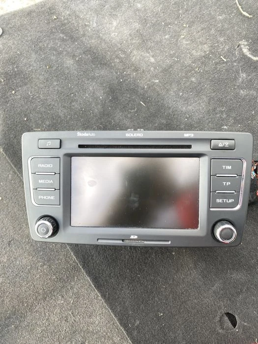 Оригинално CD BLAUPUNKT SkodaAuto OCTAVIA 2010 media radio 1Z0035156