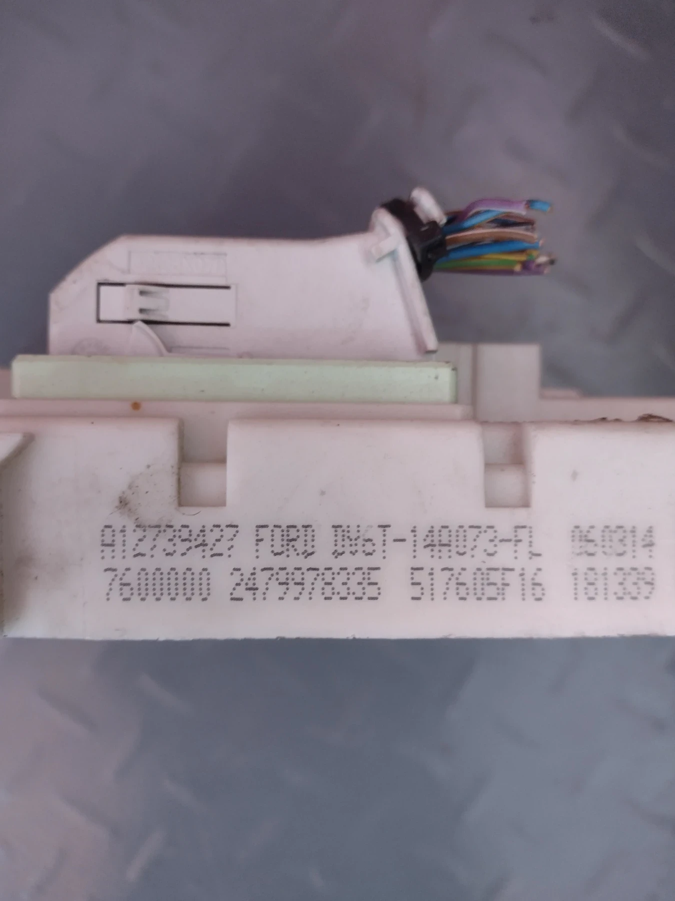 DV6T-14A073-FL ��������� ����� /����� � ������������/ FORD KUGA  97RI010012   116RA000084 FoMoCo | Mobile.bg � ����������� 2