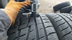 Гуми Зимни 225/45R17, снимка 3