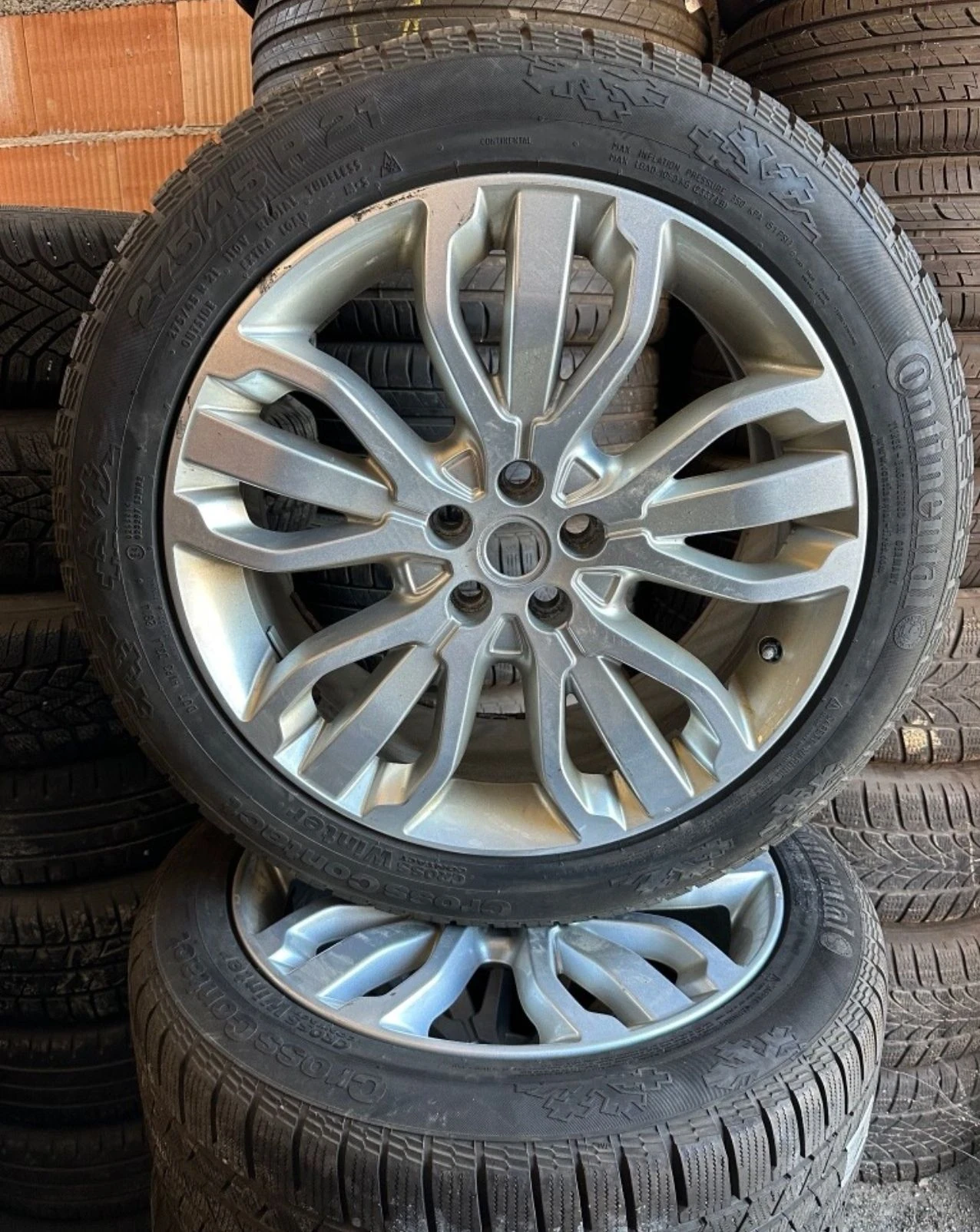 Гуми с джанти Continental 275/45R21
